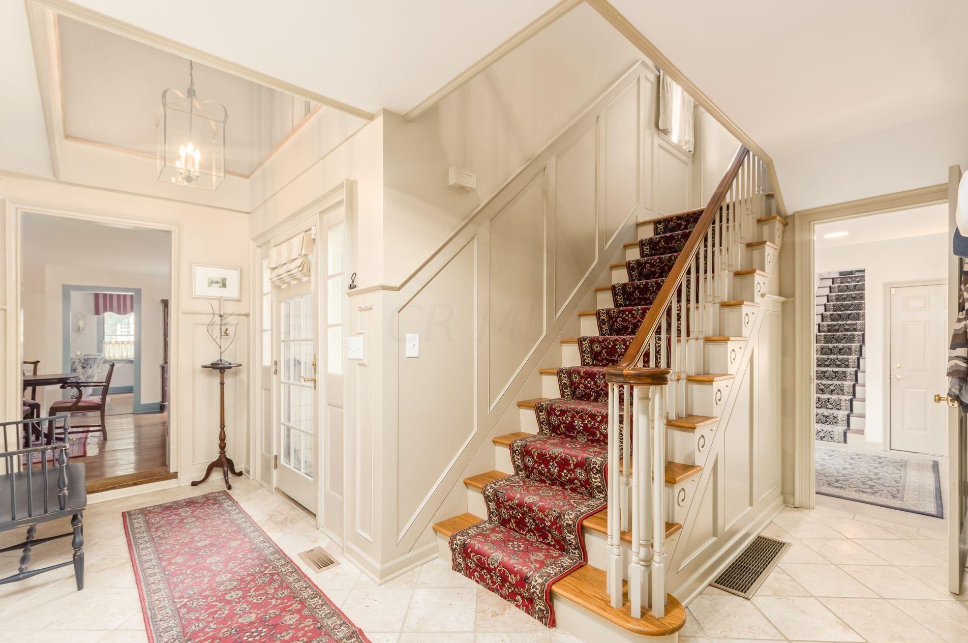 782 Hartford St, Columbus OH 43085-3113 exterior