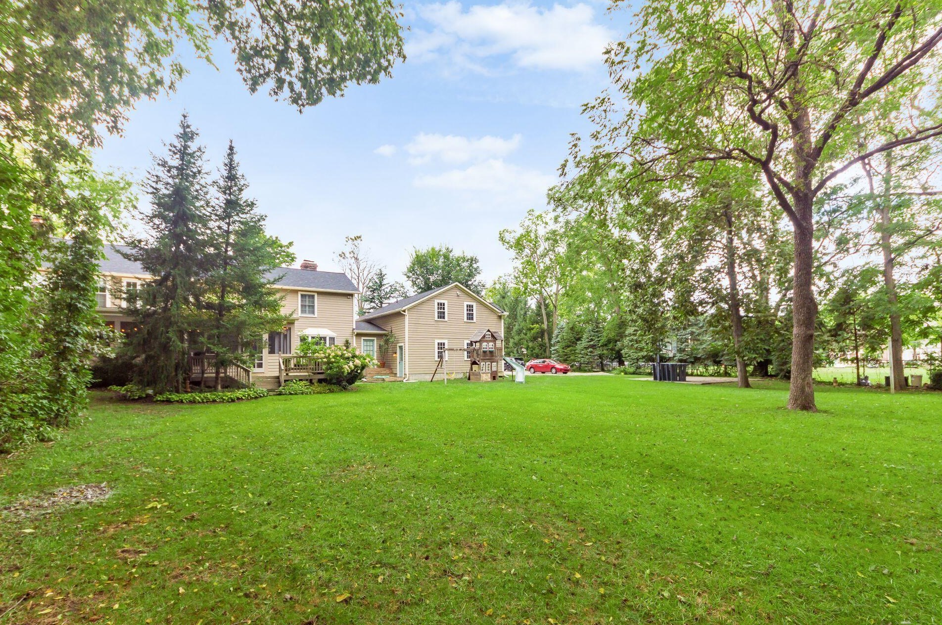 782 Hartford St, Columbus OH 43085-3113 exterior