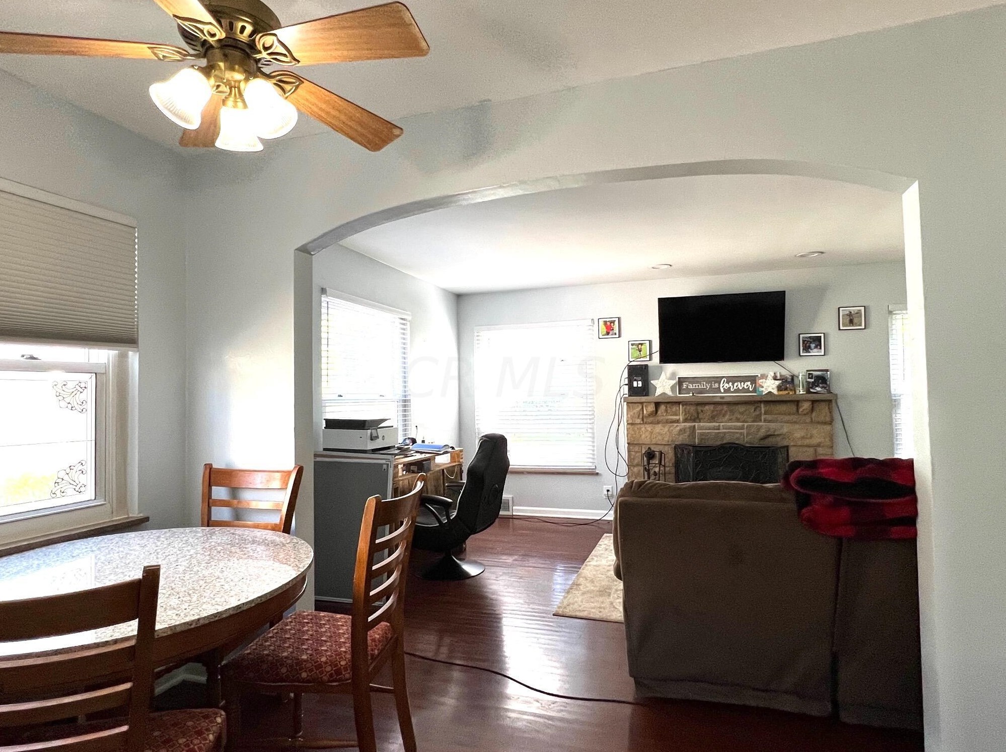 1088 Lenore Ave, Columbus OH 43224-3354 exterior