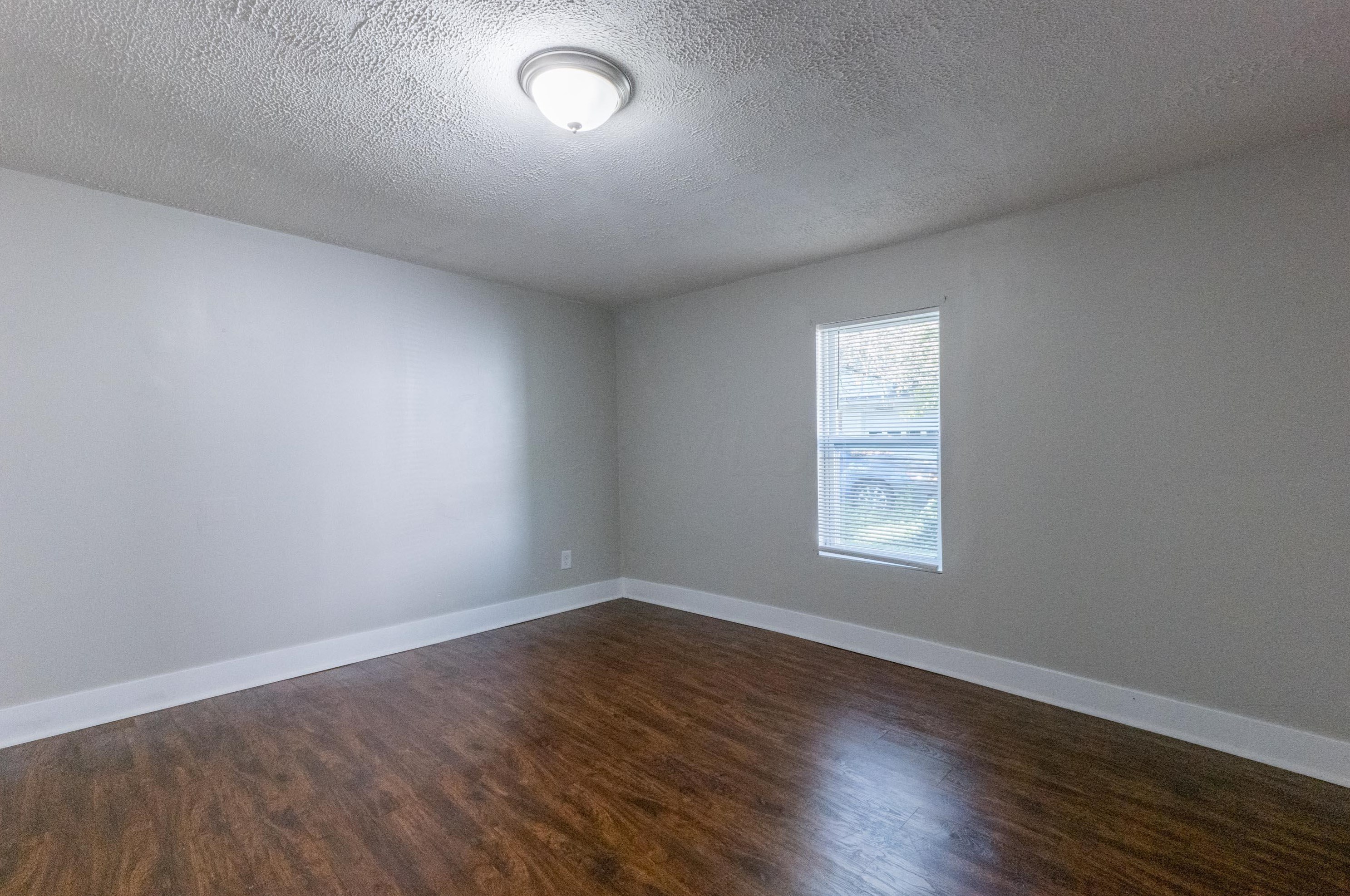 1860 Richmond Rd, Columbus OH 43223-3213 exterior