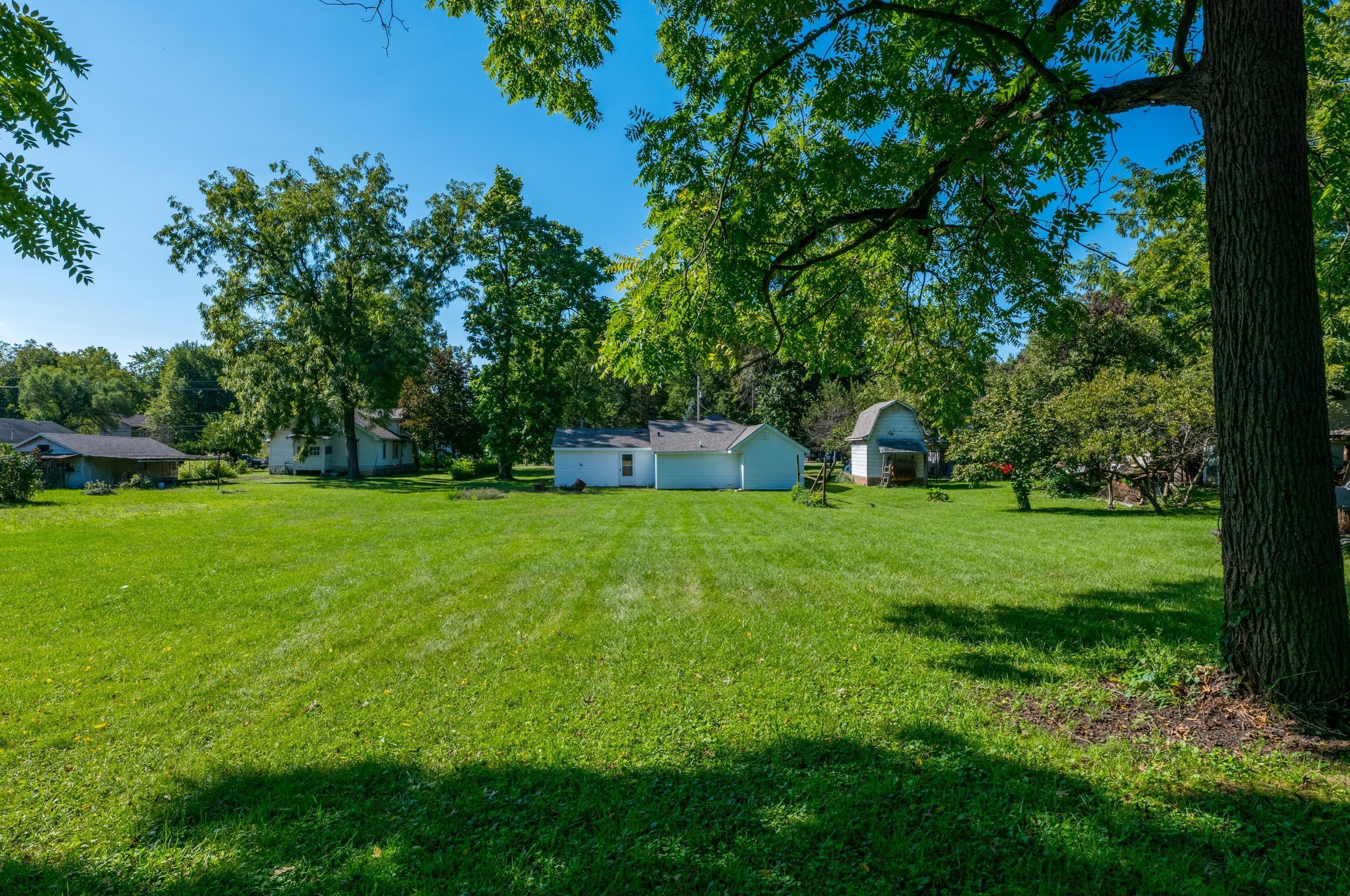 1860 Richmond Rd, Columbus OH 43223-3213 exterior