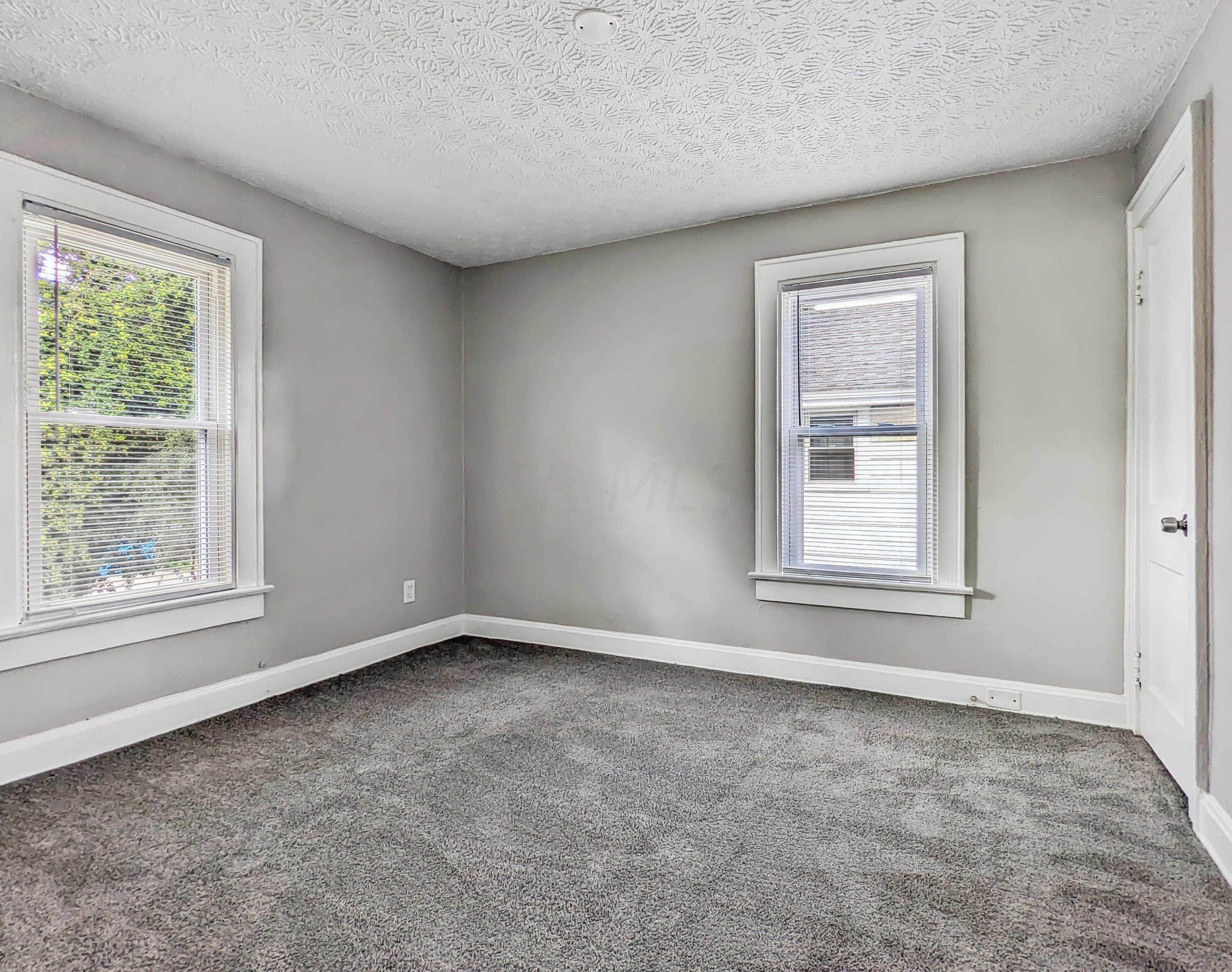 617 Wayne Ave, Columbus OH 43204-3154 exterior