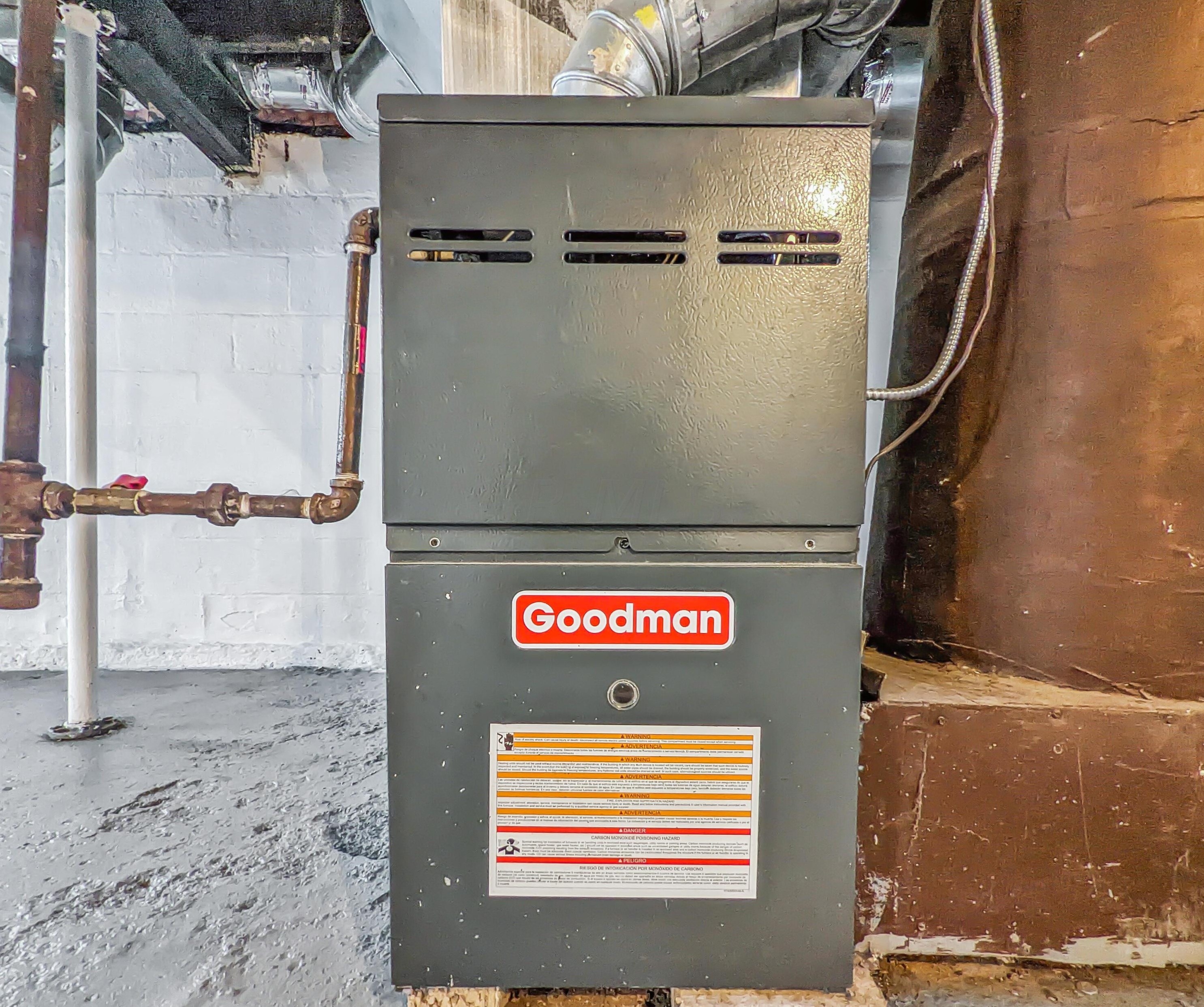 617 Wayne Ave, Columbus OH 43204-3154 exterior