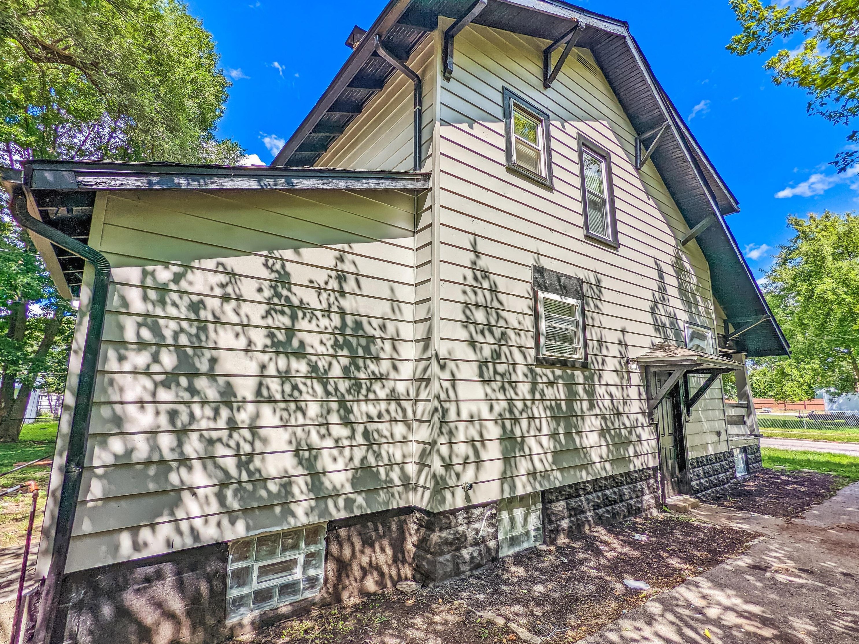 617 Wayne Ave, Columbus OH 43204-3154 exterior