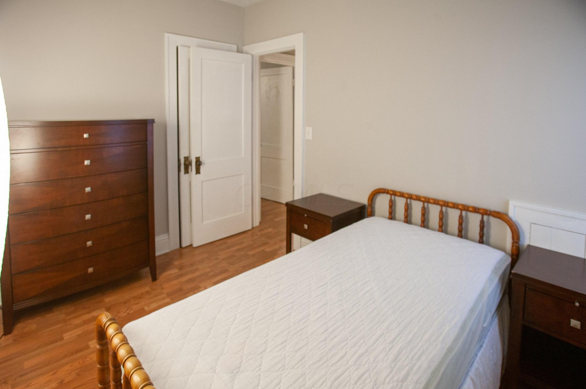 697 Grandon Ave, Columbus OH 43209-2528 exterior