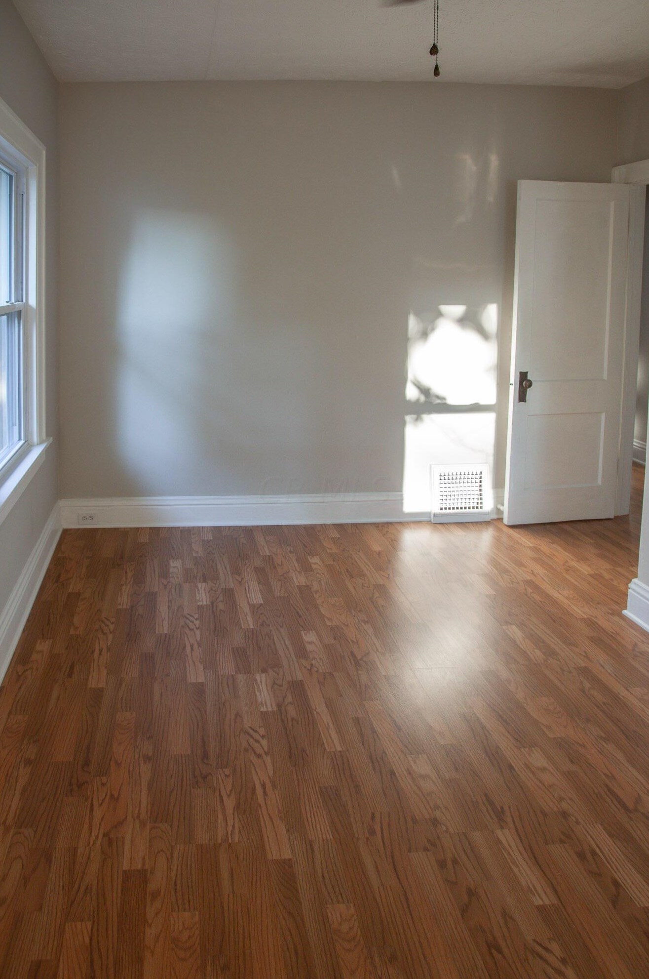 697 Grandon Ave, Columbus OH 43209-2528 exterior