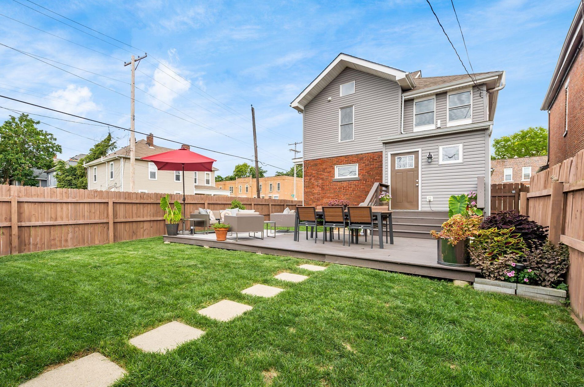 197 Miami Ave, Columbus OH 43203-1867 exterior