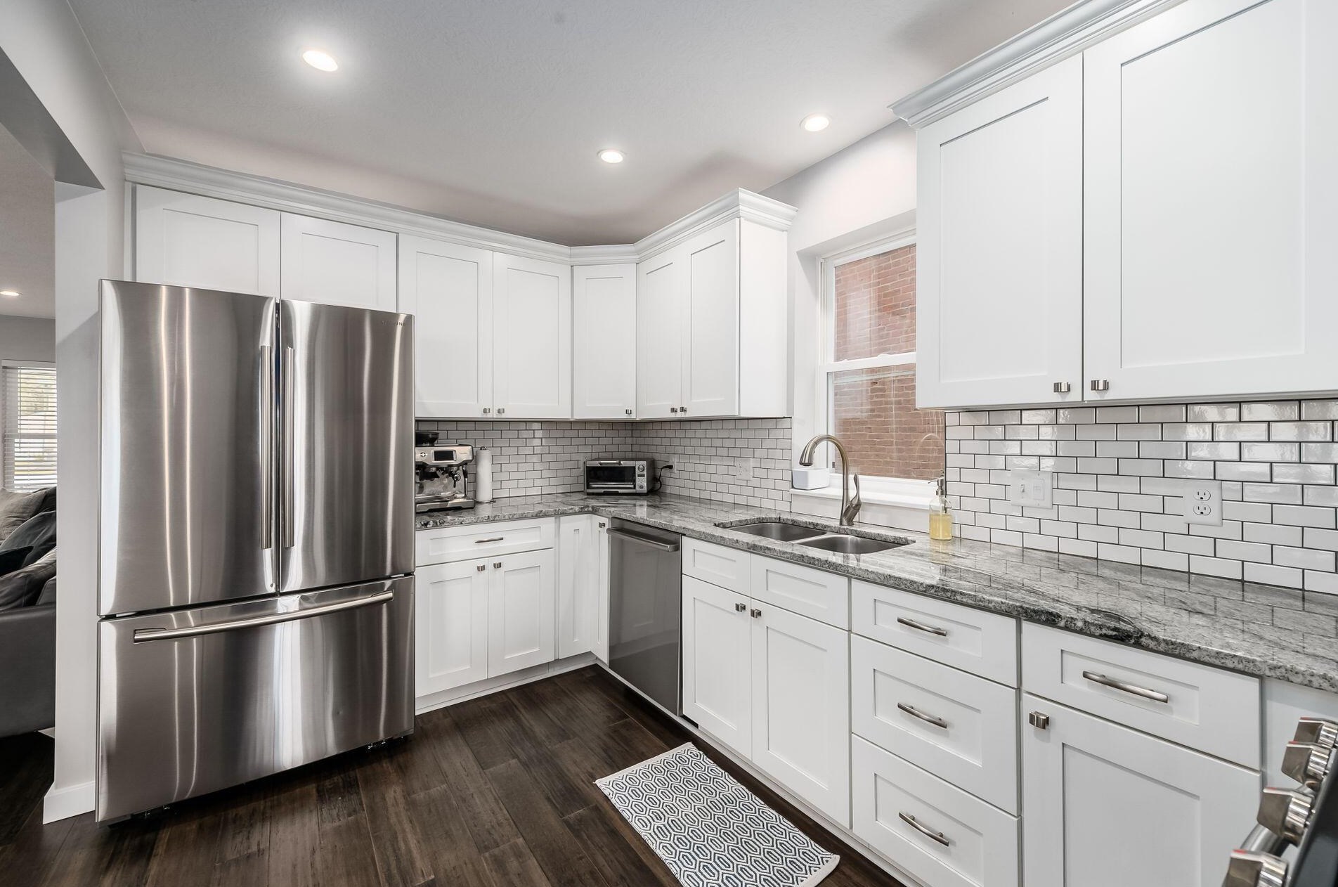 197 Miami Ave, Columbus OH 43203-1867 exterior