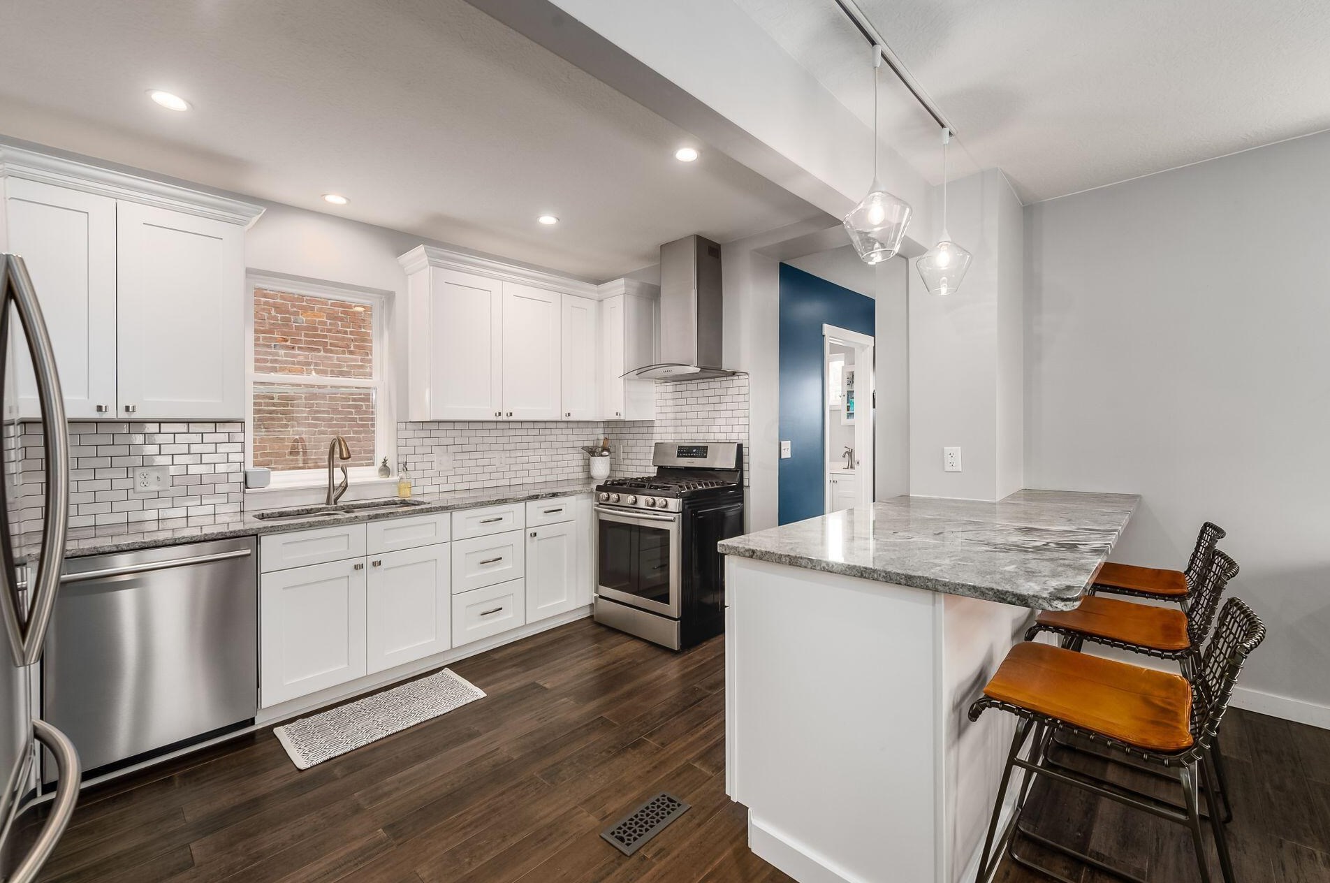 197 Miami Ave, Columbus OH 43203-1867 exterior