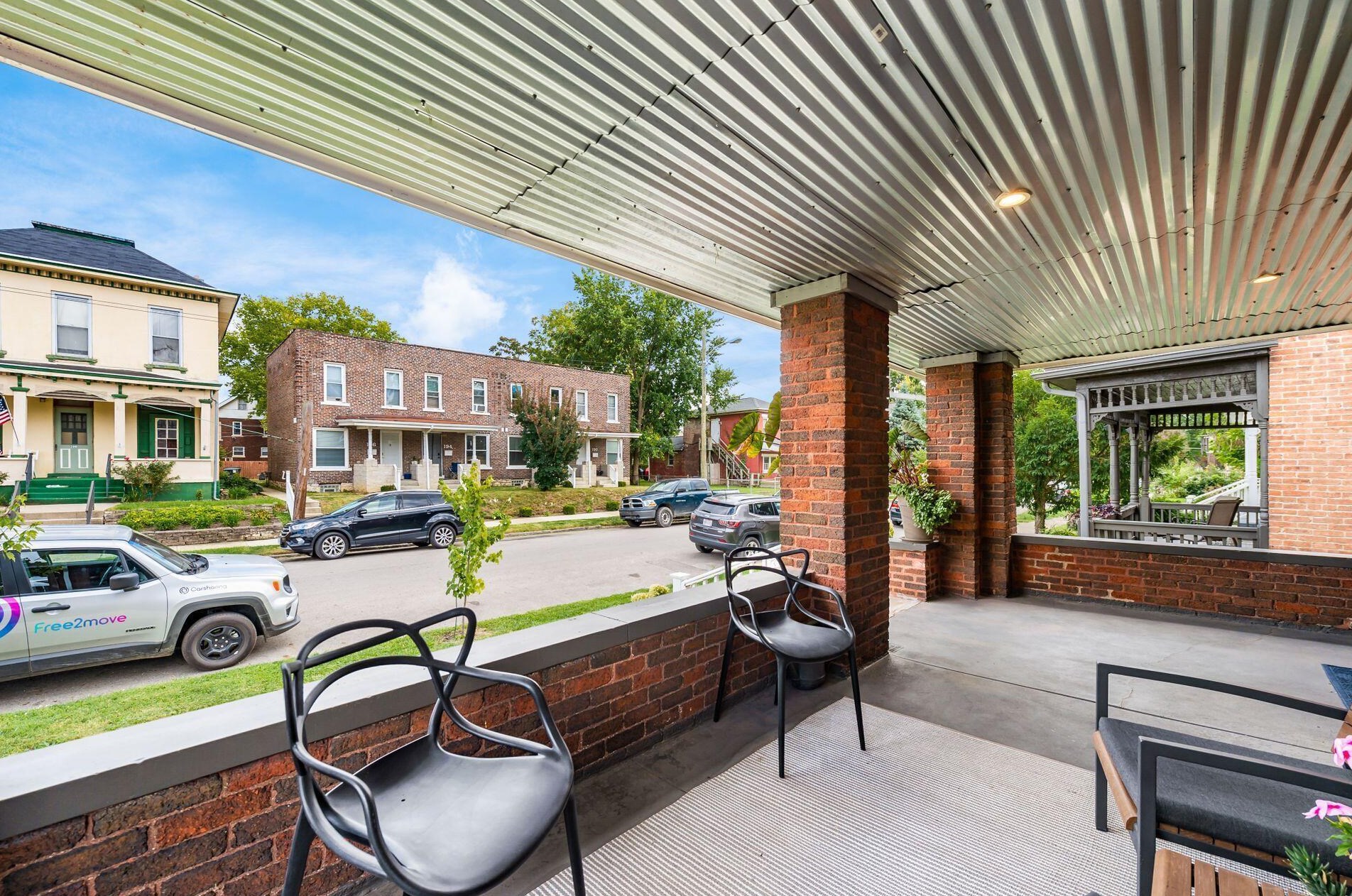 197 Miami Ave, Columbus OH 43203-1867 exterior