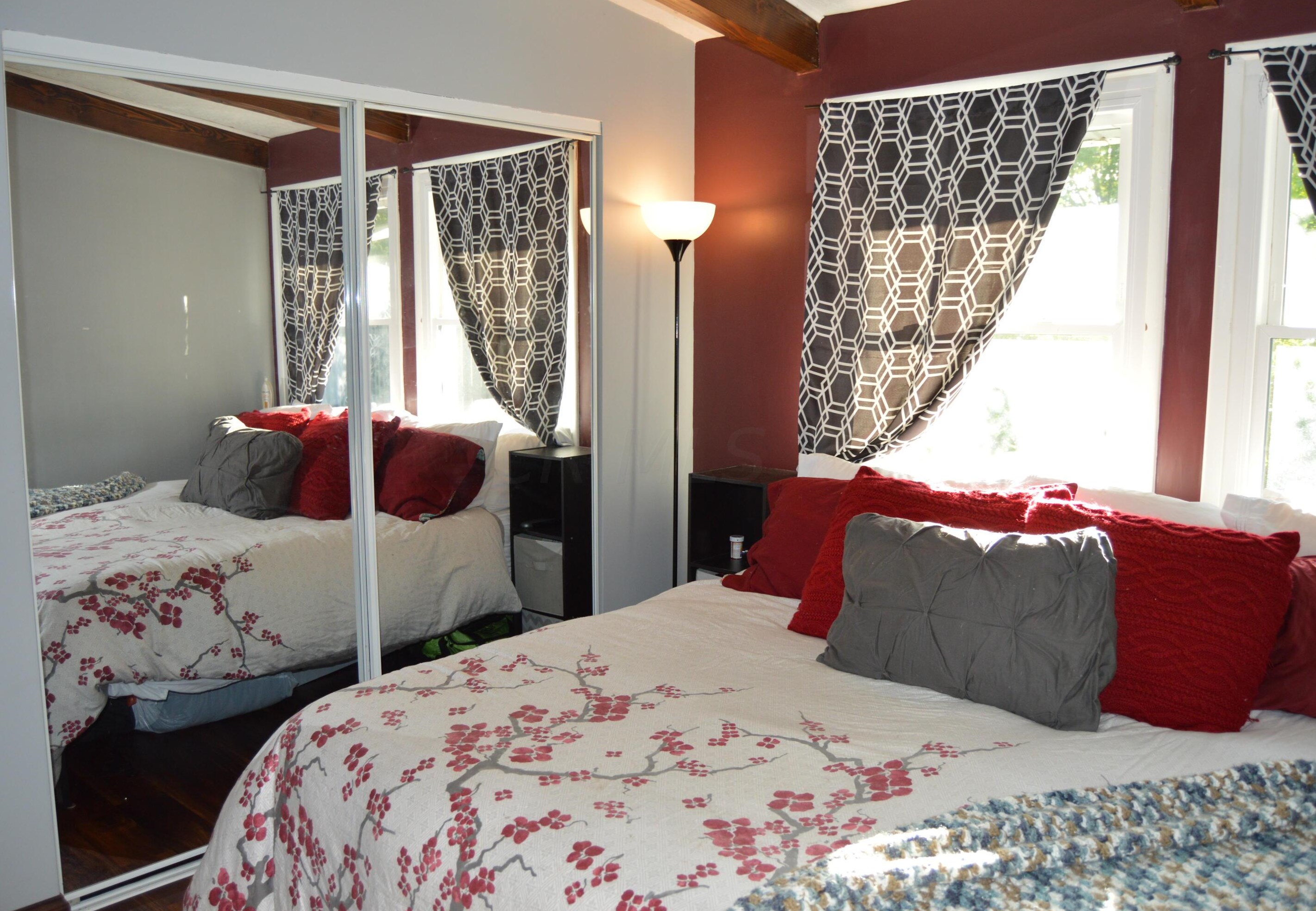 3542 Briggs Rd, Columbus OH 43204-1038 exterior