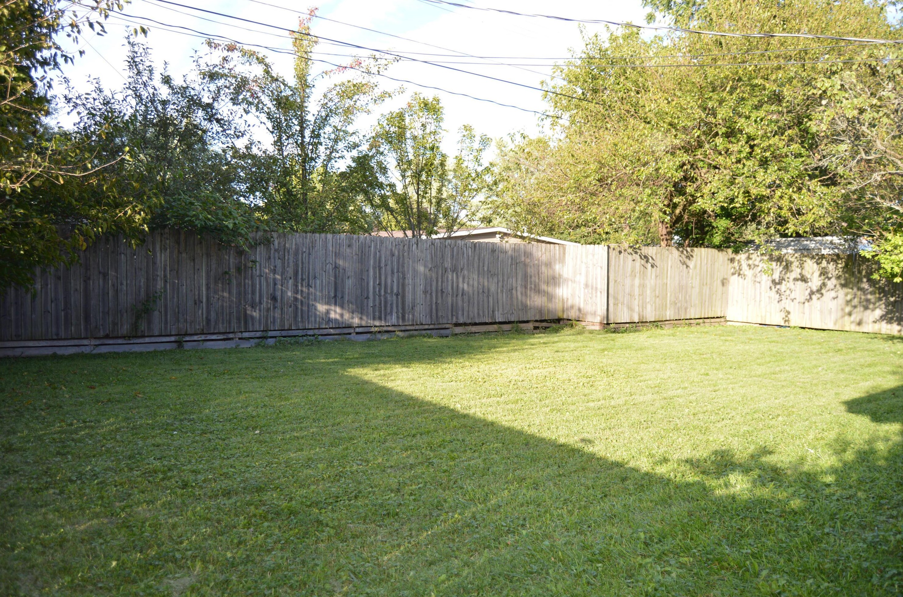 3542 Briggs Rd, Columbus OH 43204-1038 exterior