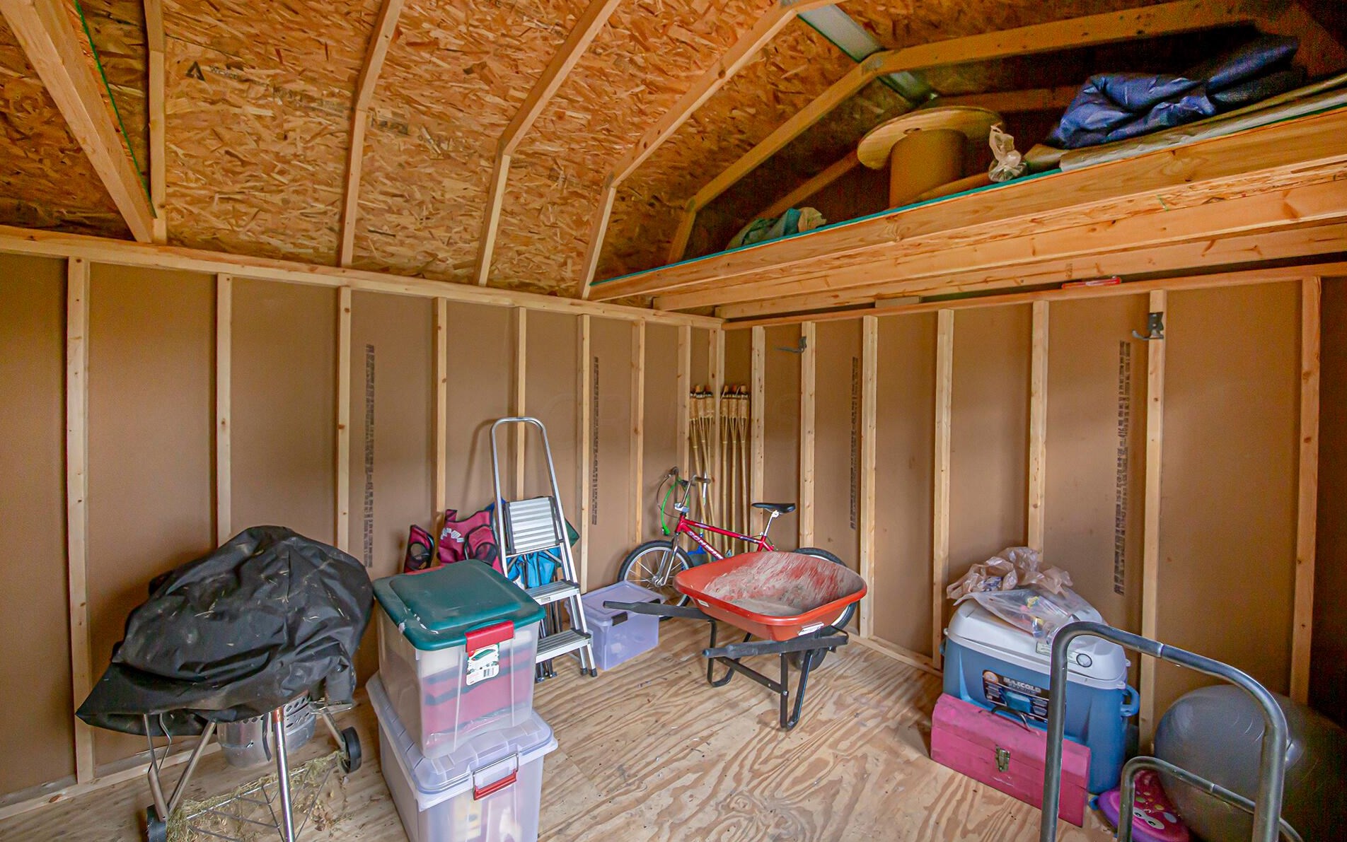 180 Landover Rd, Columbus OH 43230-3130 exterior