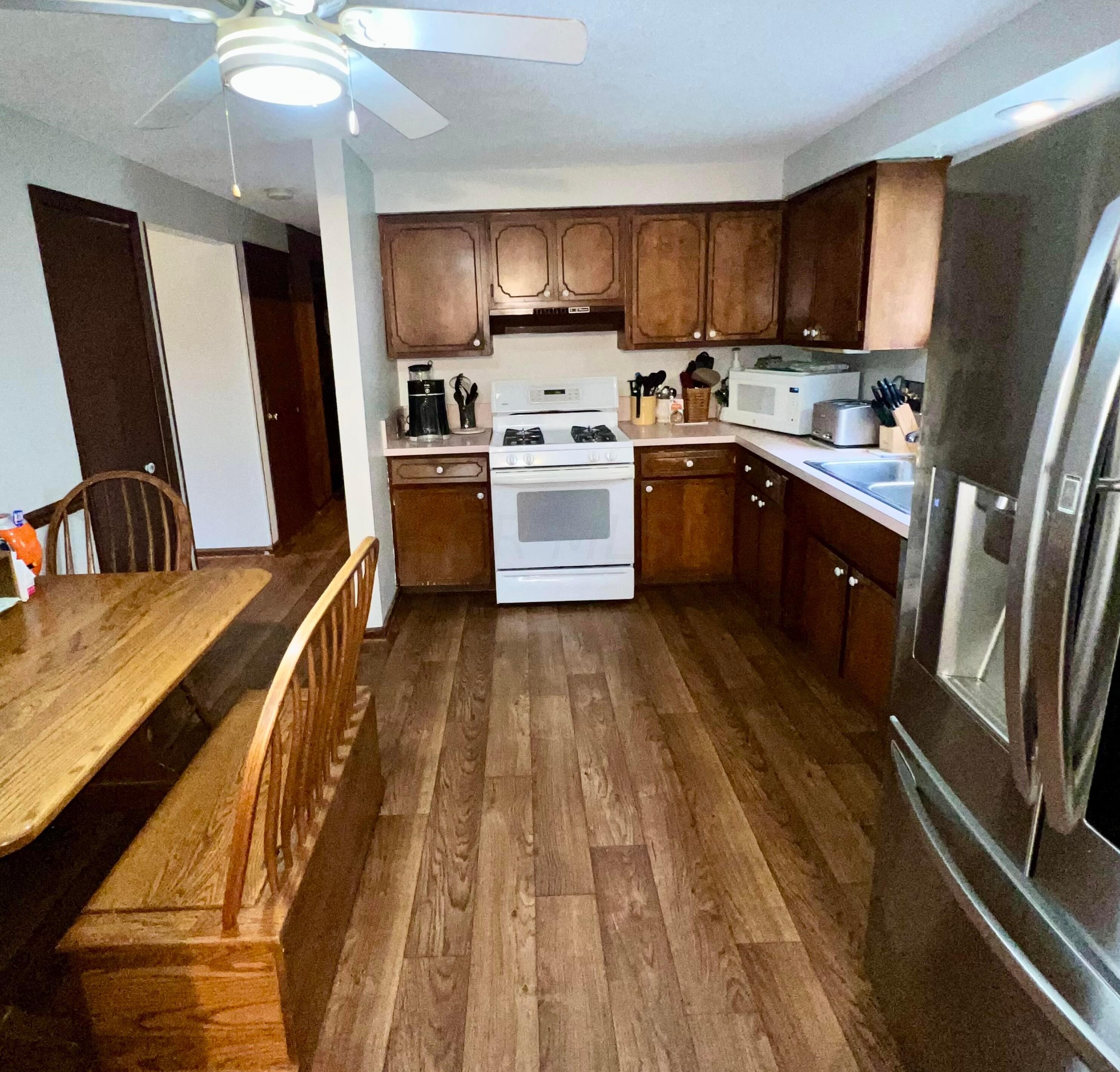 180 Landover Rd, Columbus OH 43230-3130 exterior