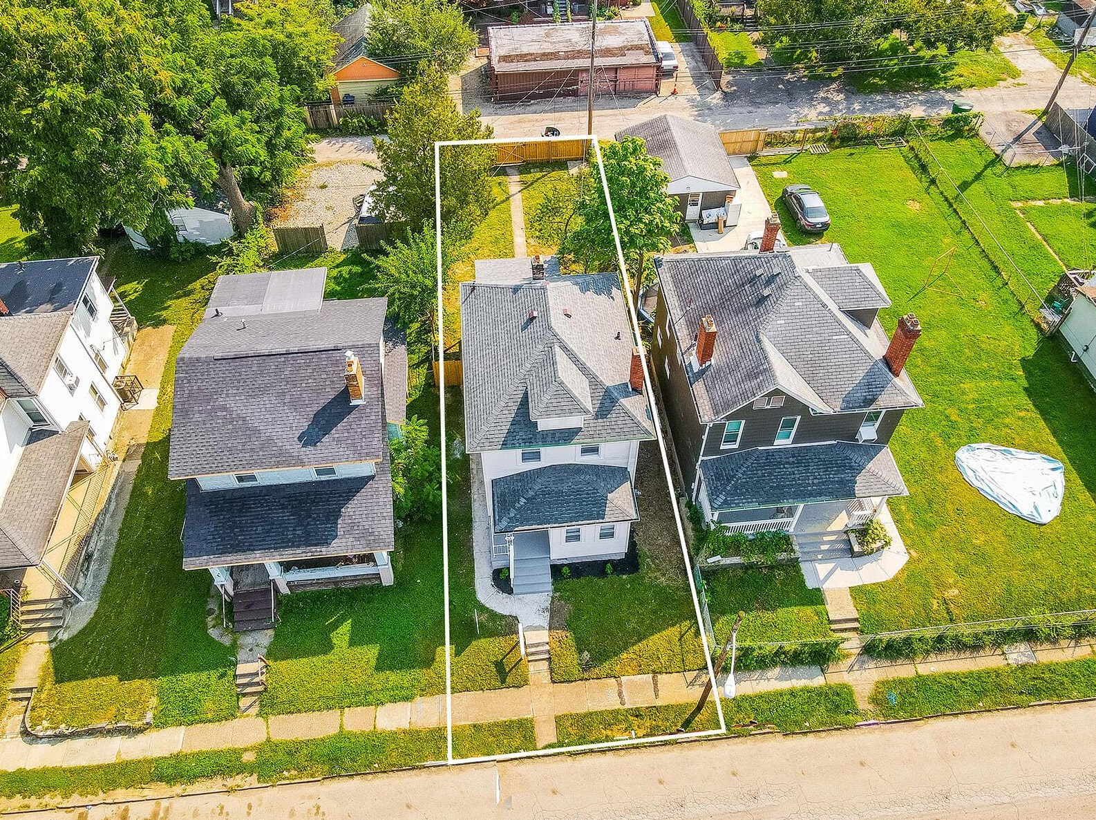 98 Oakley Ave, Columbus OH  43204-3214 exterior