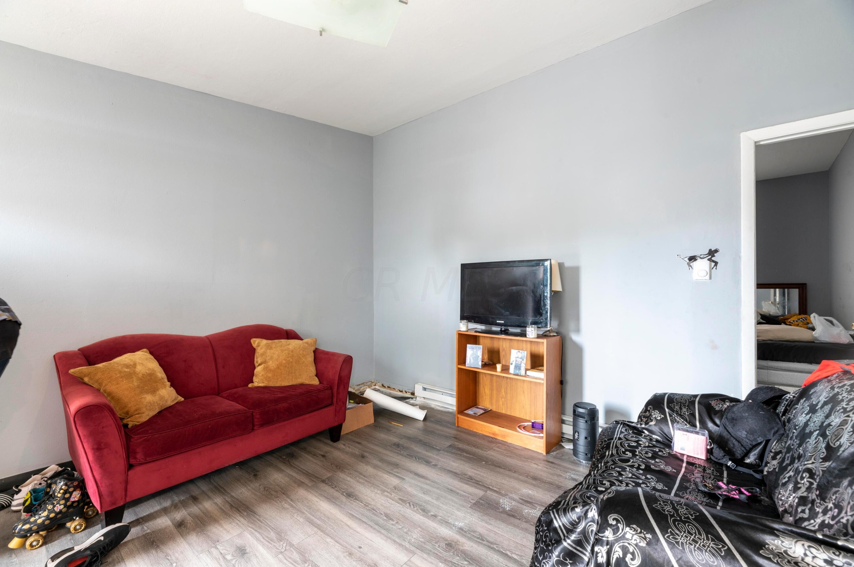 2445 Hiawatha St, Columbus OH  43211-1109 exterior