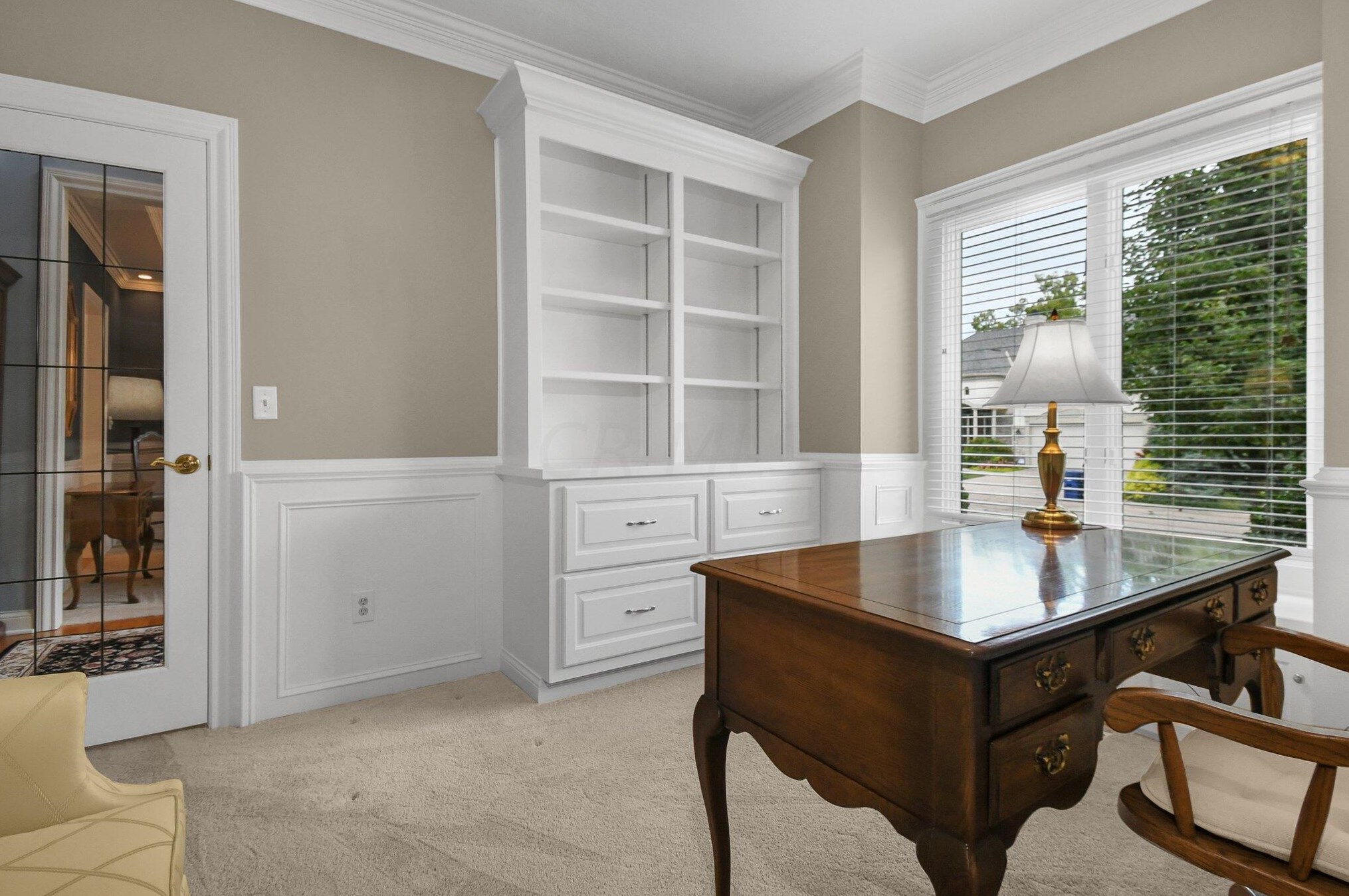 1917 Lake Shore Dr, Columbus OH 43204-4963 exterior