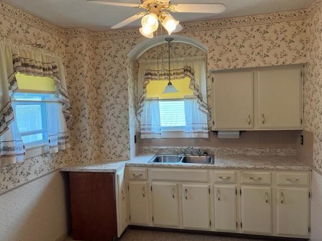 255 Mt Ida Ave, Lancaster OH 43130-4723 exterior