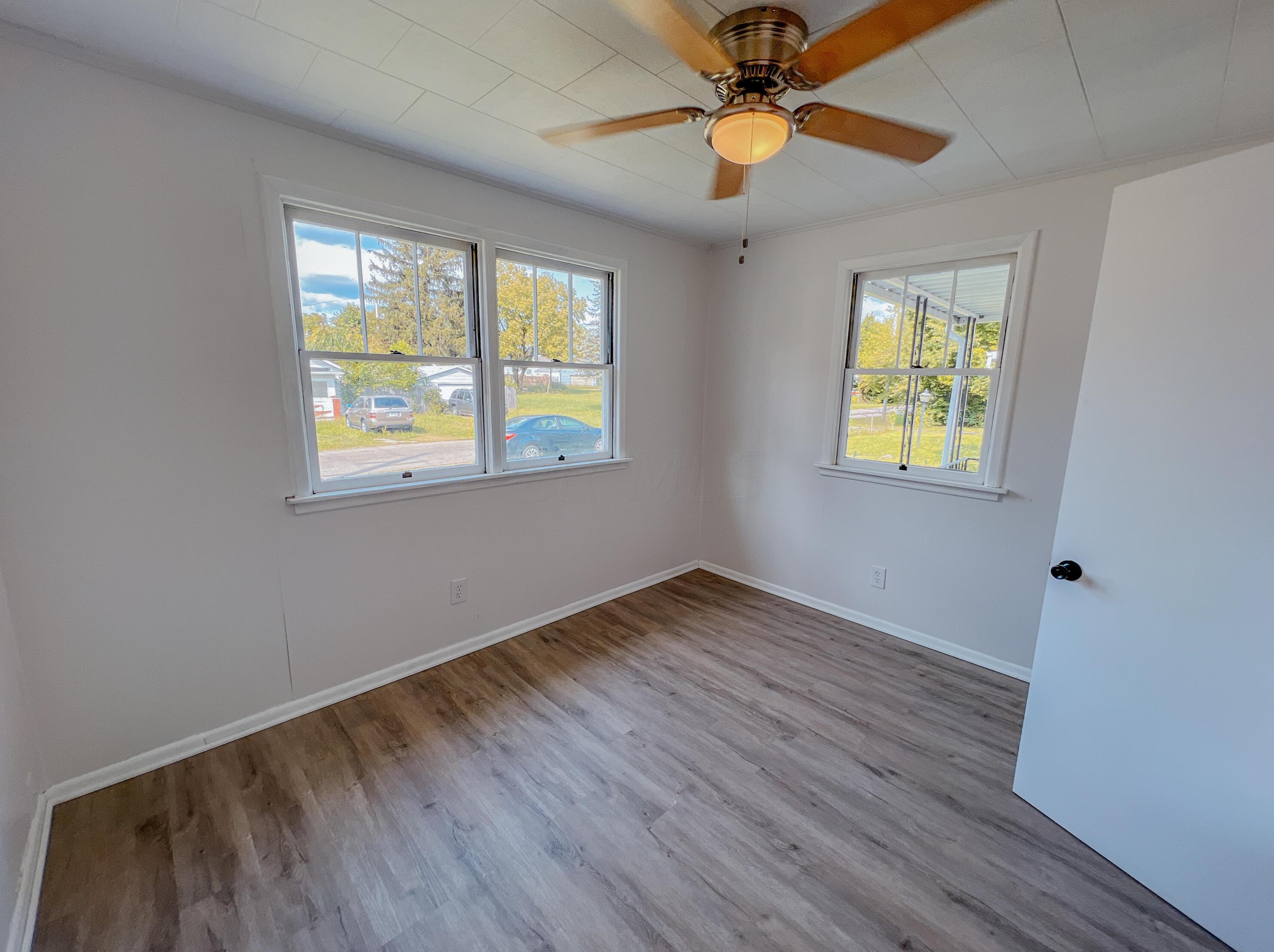 2265 Homewood Ave, Columbus OH 43223-1728 exterior