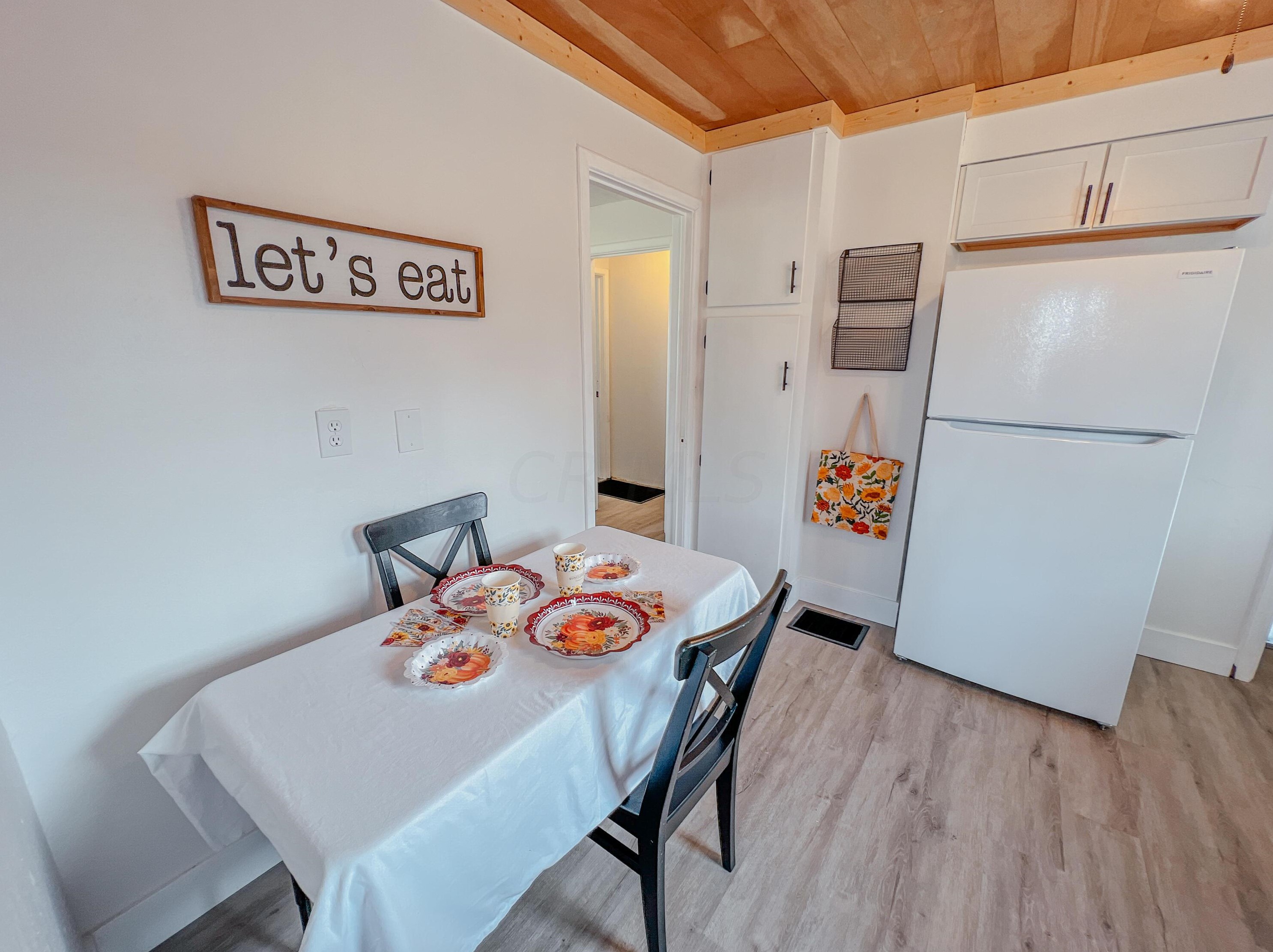 2265 Homewood Ave, Columbus OH 43223-1728 exterior