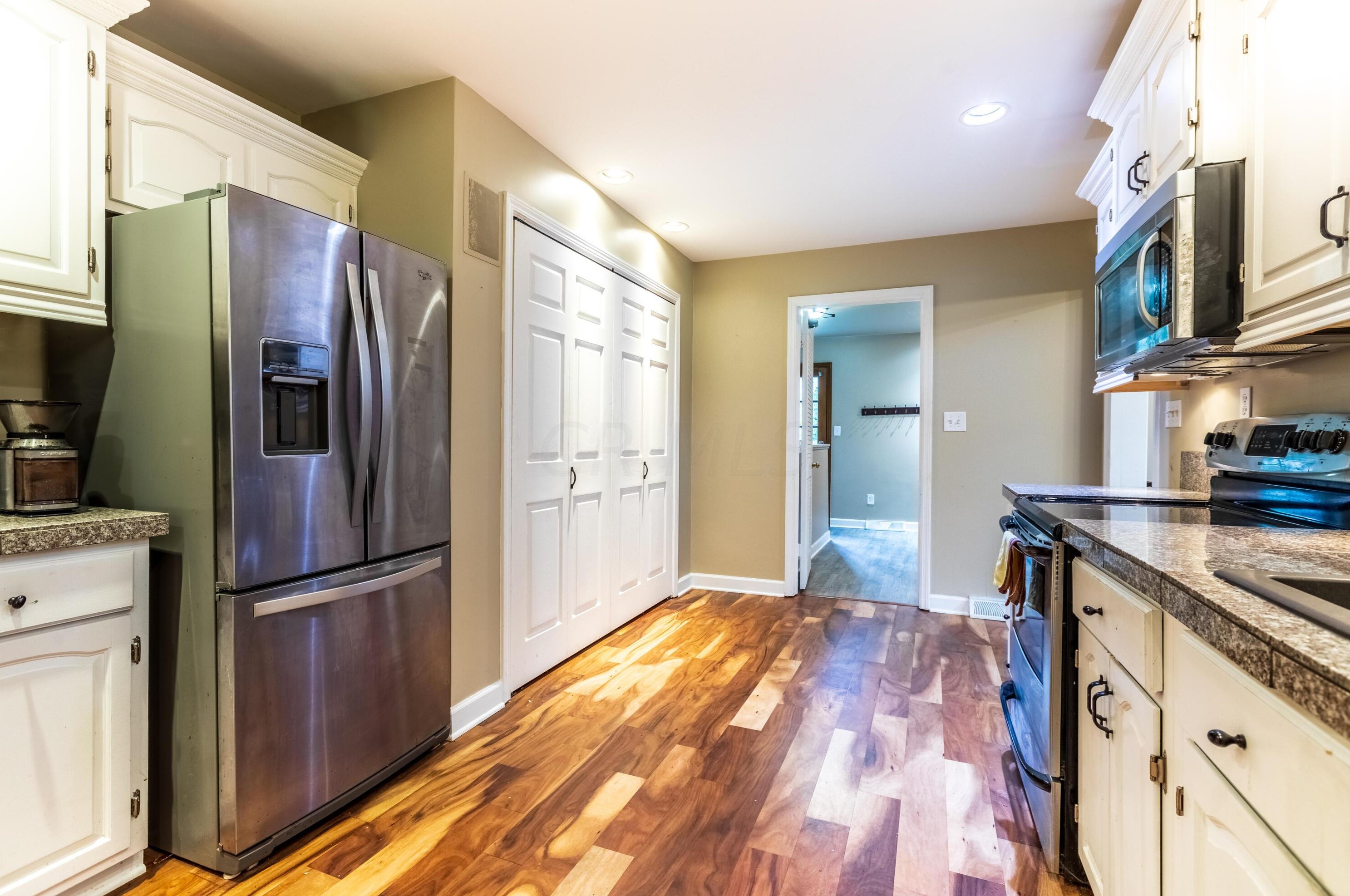 2688 Alder Vis Dr, Columbus OH 43231-4872 exterior