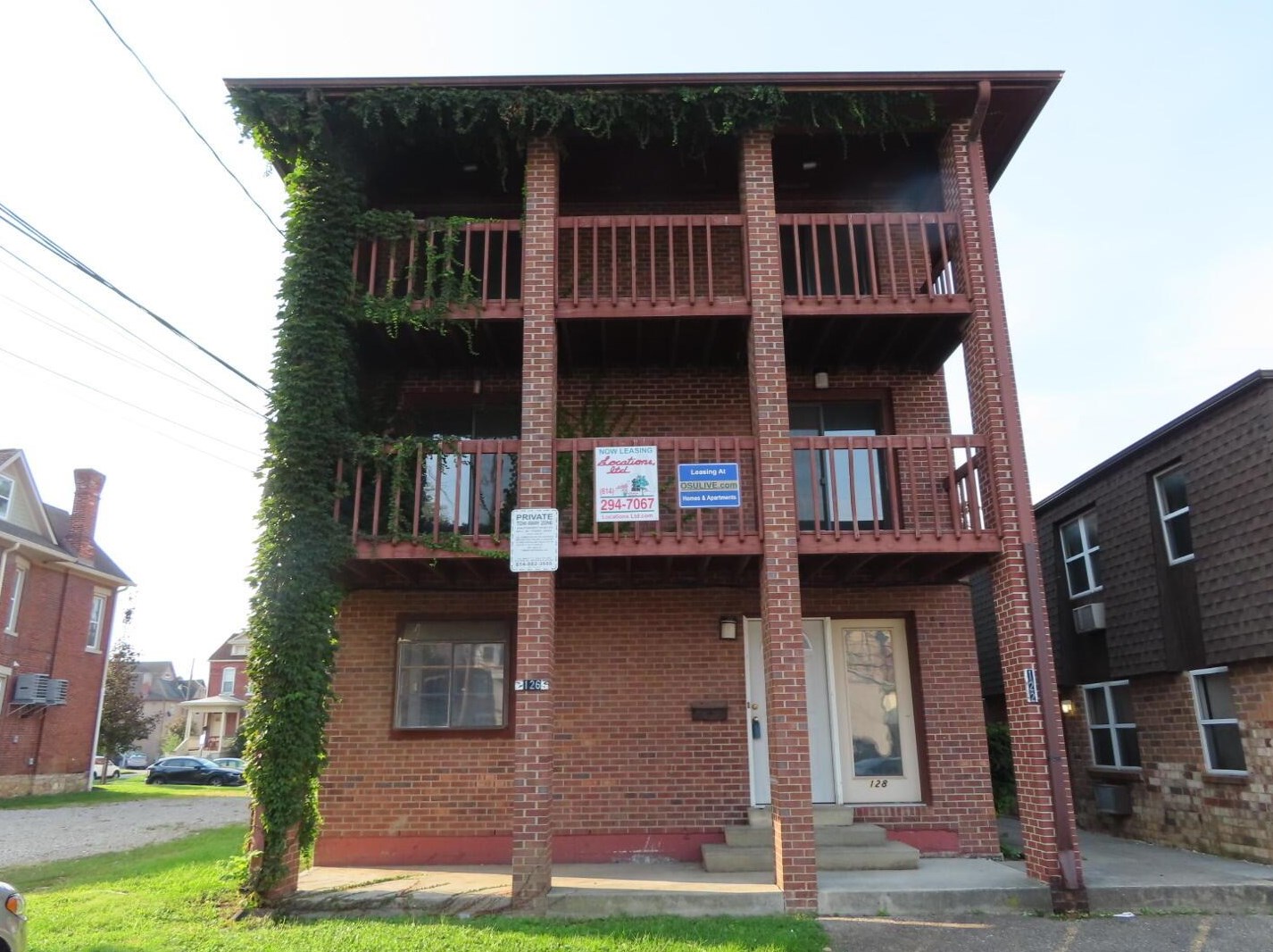 122 9th Ave, Columbus OH  43201-2110 exterior