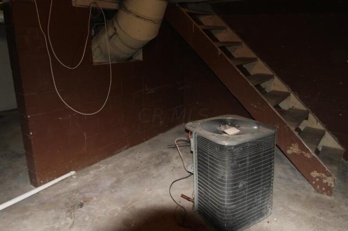 664 Rhoads Ave, Columbus OH  43205-2530 exterior