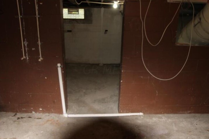 664 Rhoads Ave, Columbus OH  43205-2530 exterior