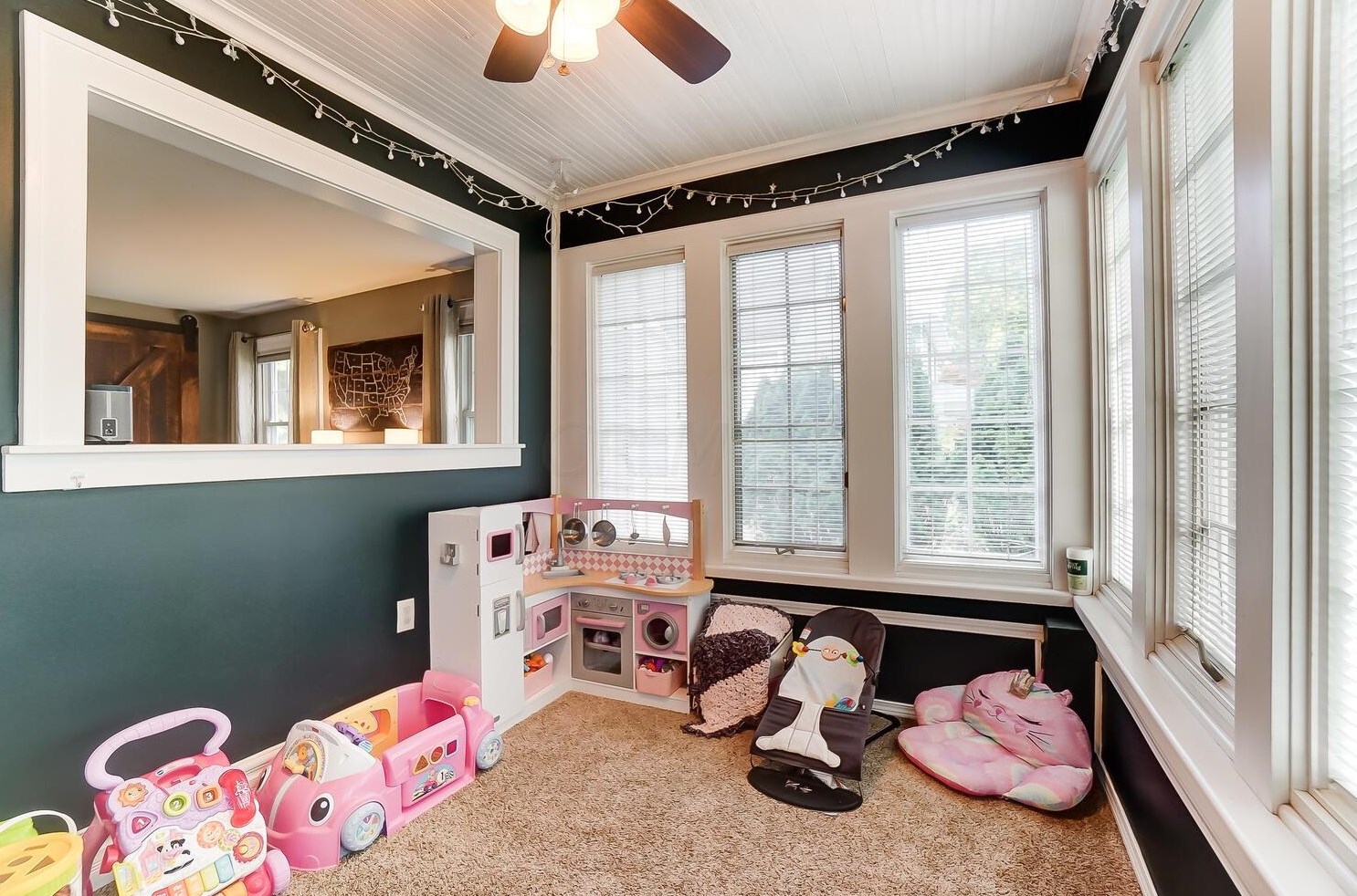 54 Gdn Rd, Columbus OH 43214-2236 exterior