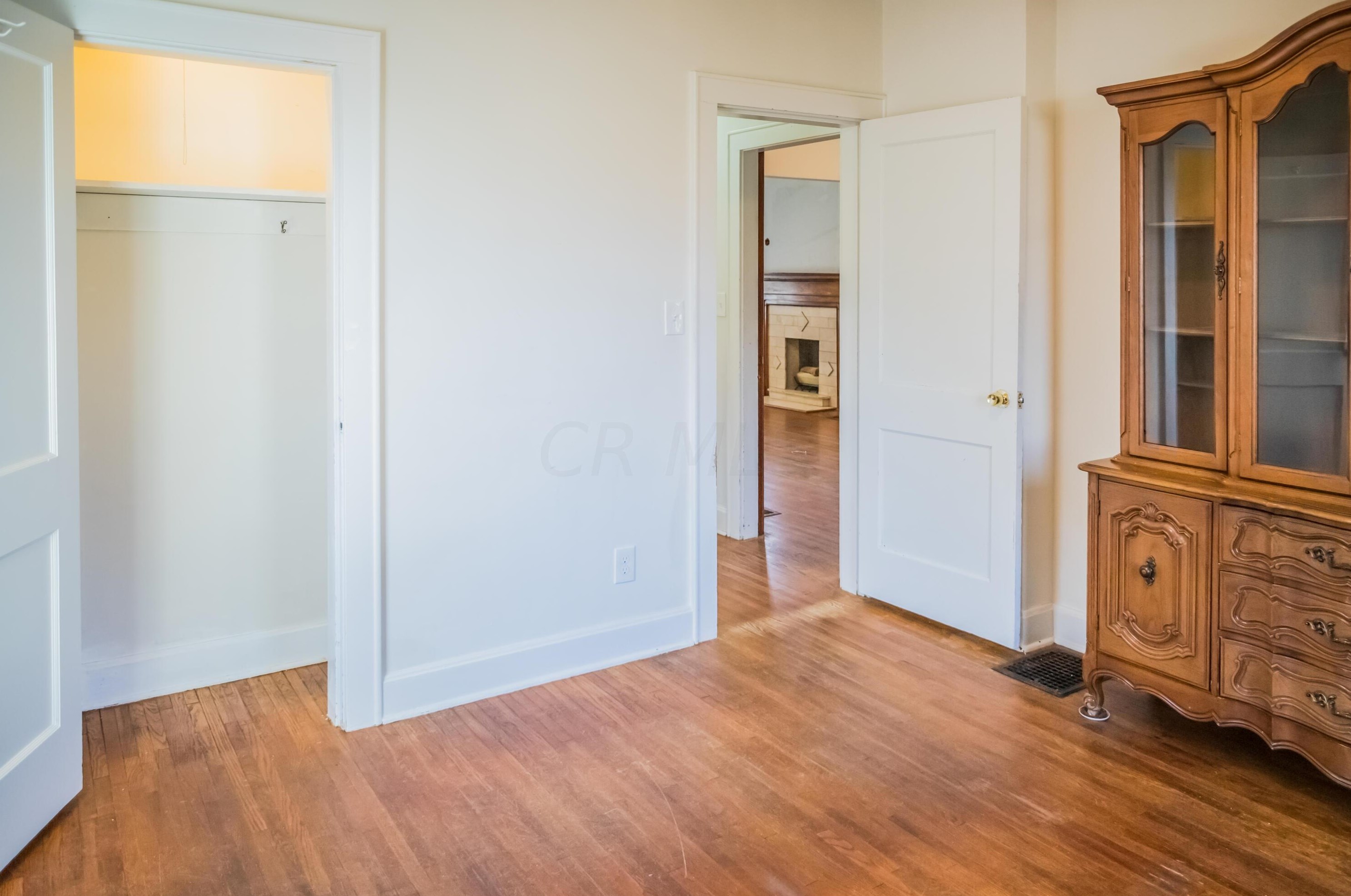 680 Racine Ave, Columbus OH 43204-2963 exterior