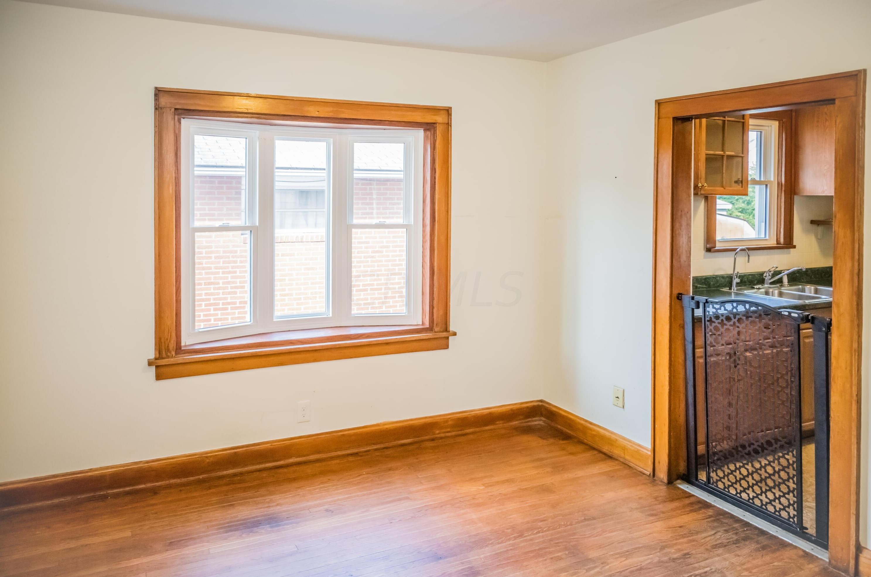 680 Racine Ave, Columbus OH 43204-2963 exterior