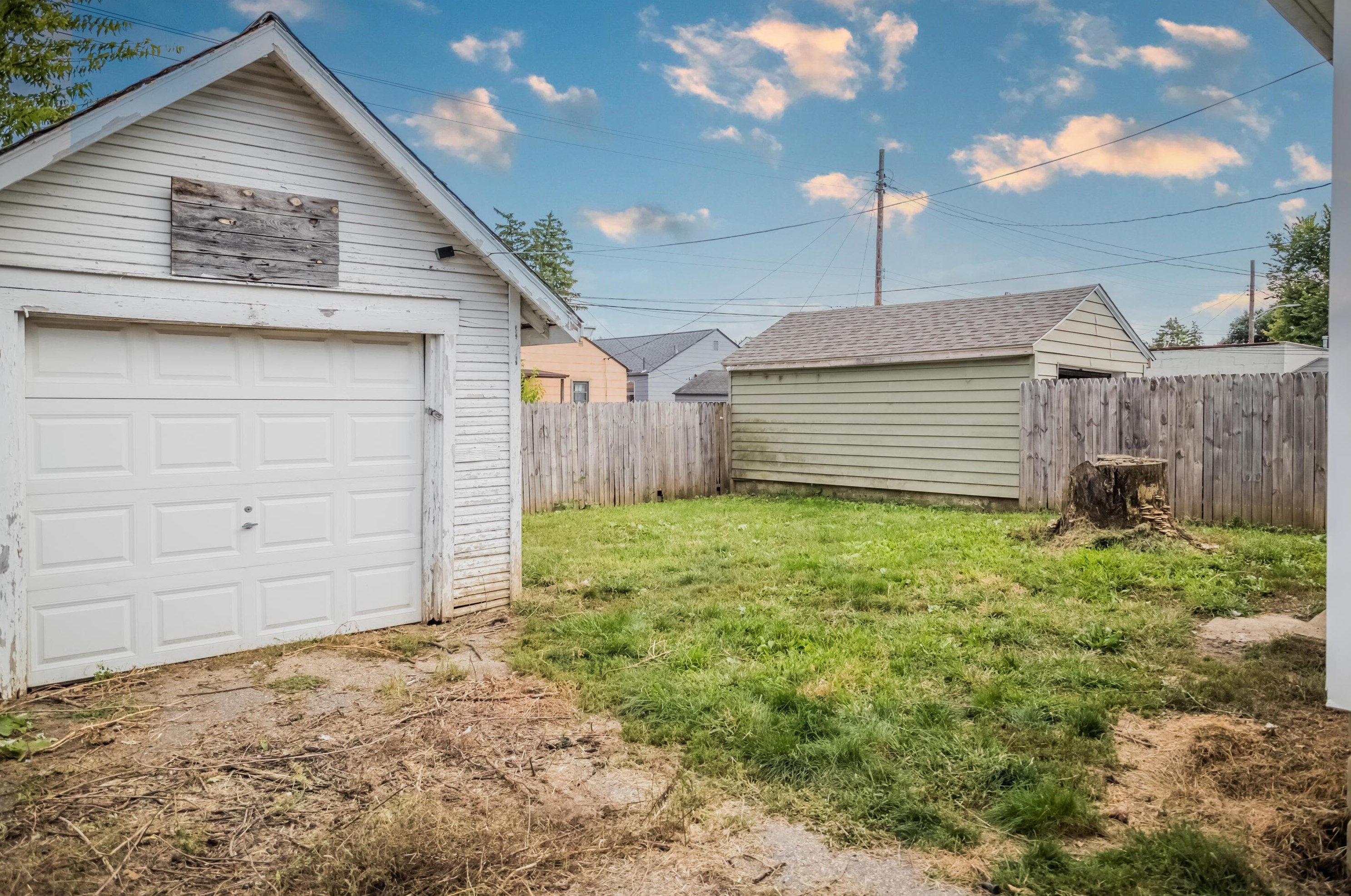 680 Racine Ave, Columbus OH 43204-2963 exterior