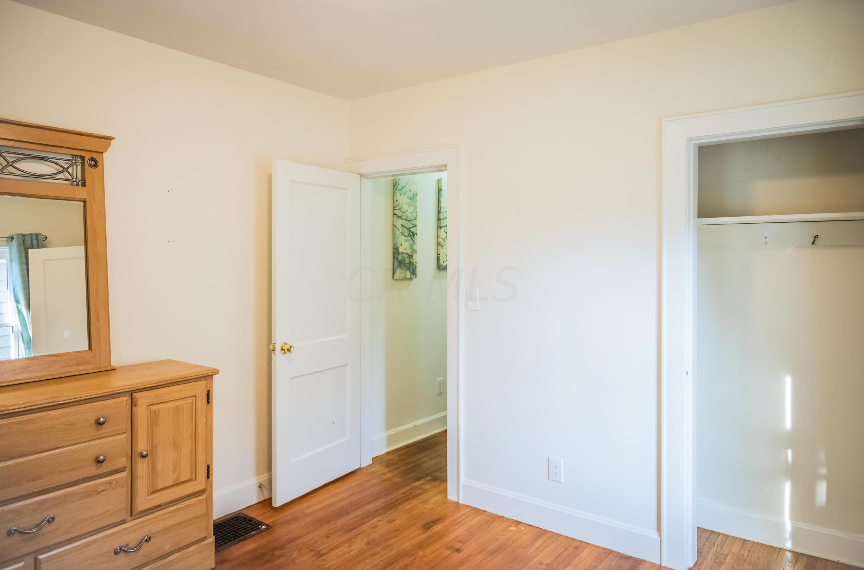 680 Racine Ave, Columbus OH 43204-2963 exterior