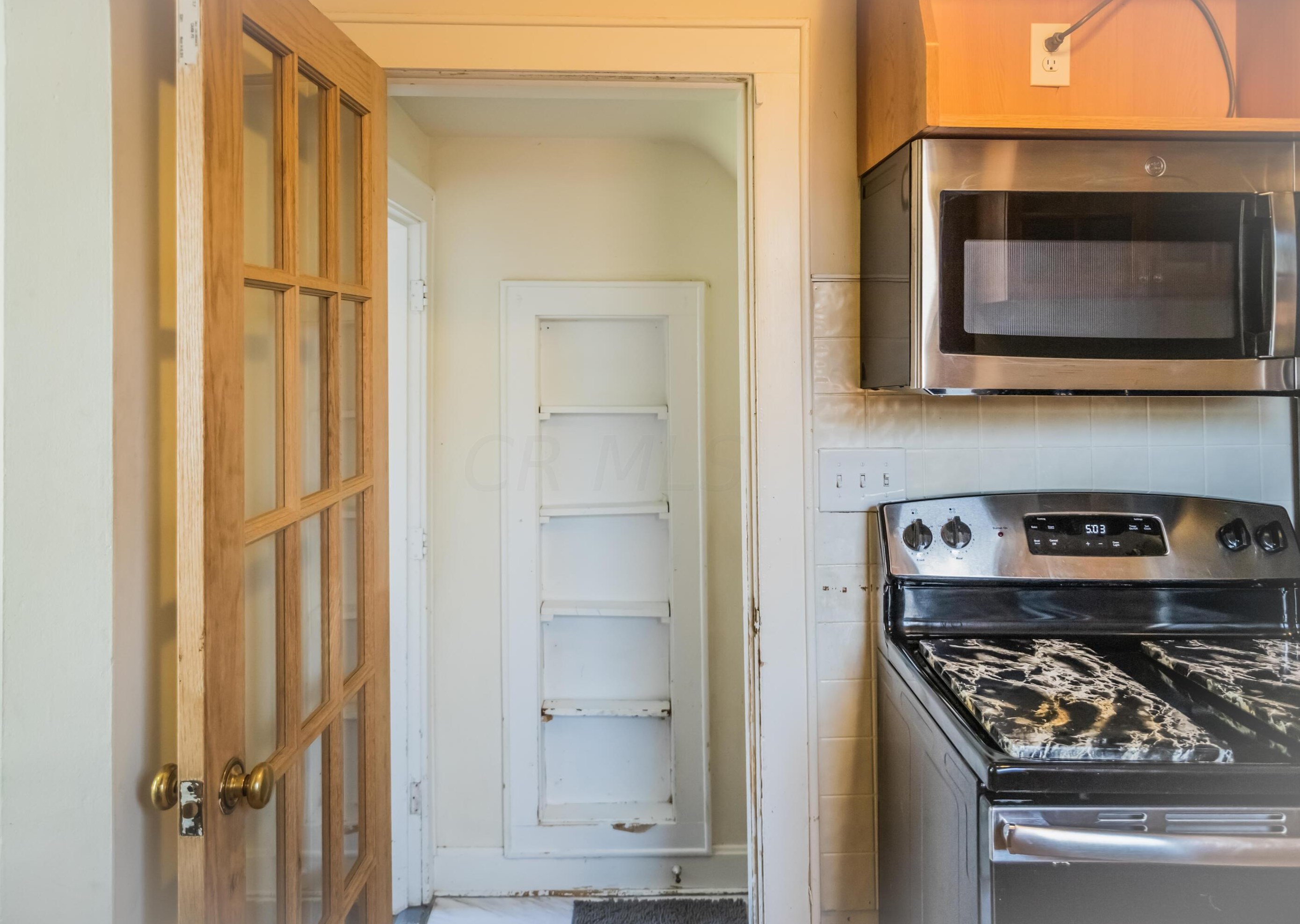 680 Racine Ave, Columbus OH 43204-2963 exterior