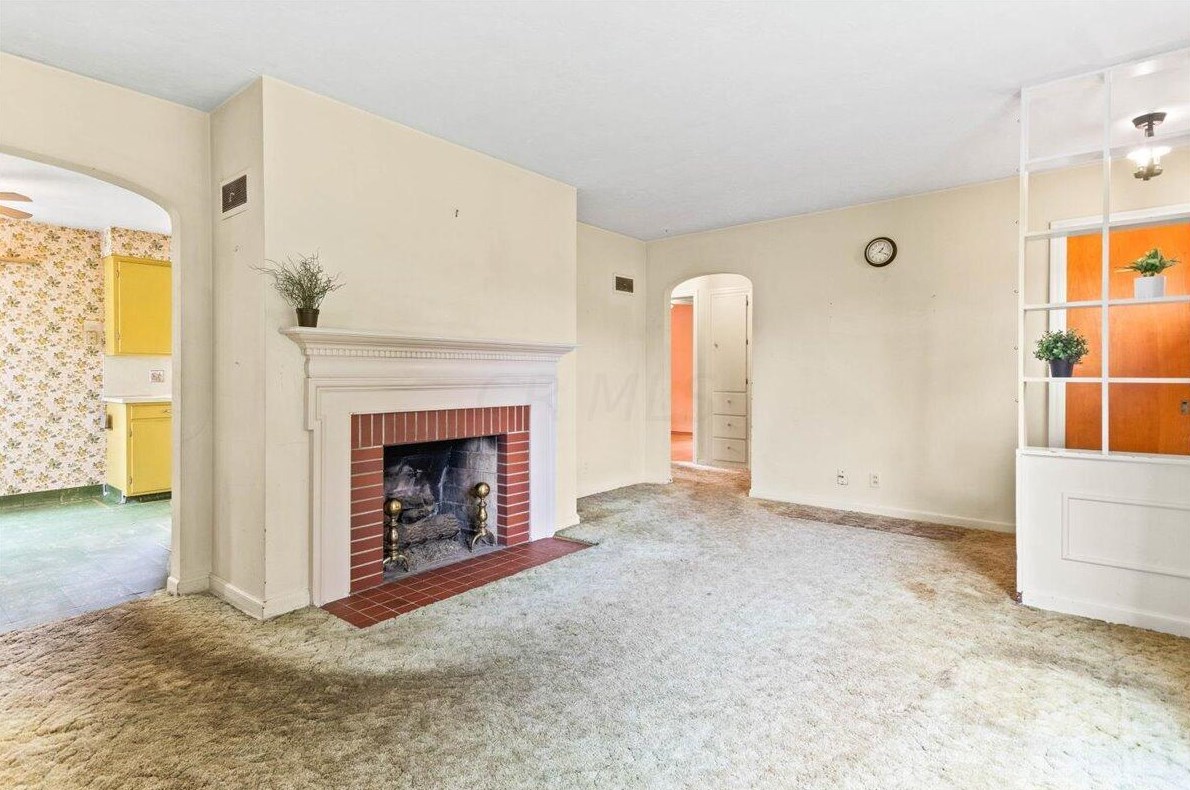 2910 Boving Rd, Lancaster OH 43130-4558 exterior