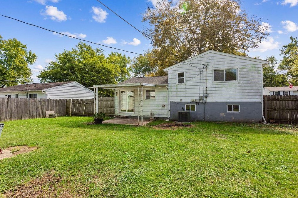 5004 Bentler Dr, Columbus OH 43232-6250 exterior