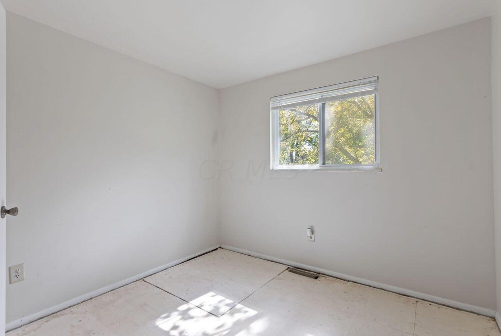 5004 Bentler Dr, Columbus OH 43232-6250 exterior