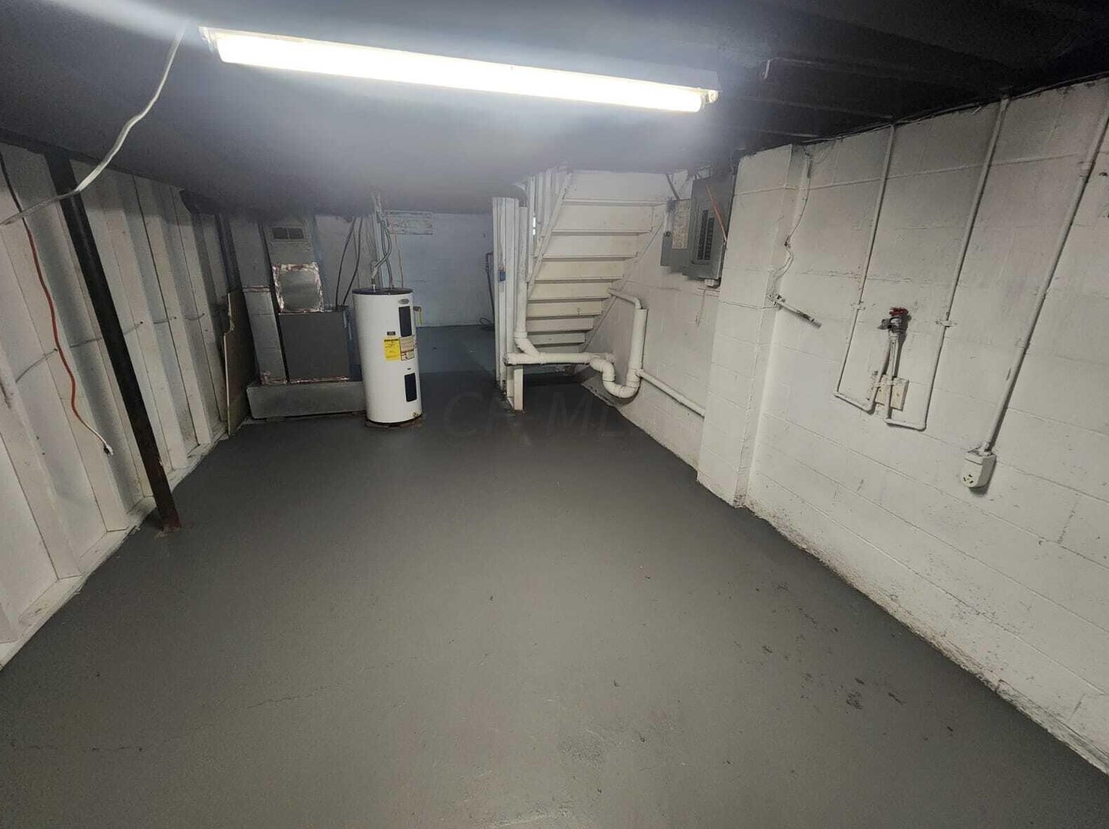 1670 Holw Run Dr, Columbus OH 43223-3413 exterior