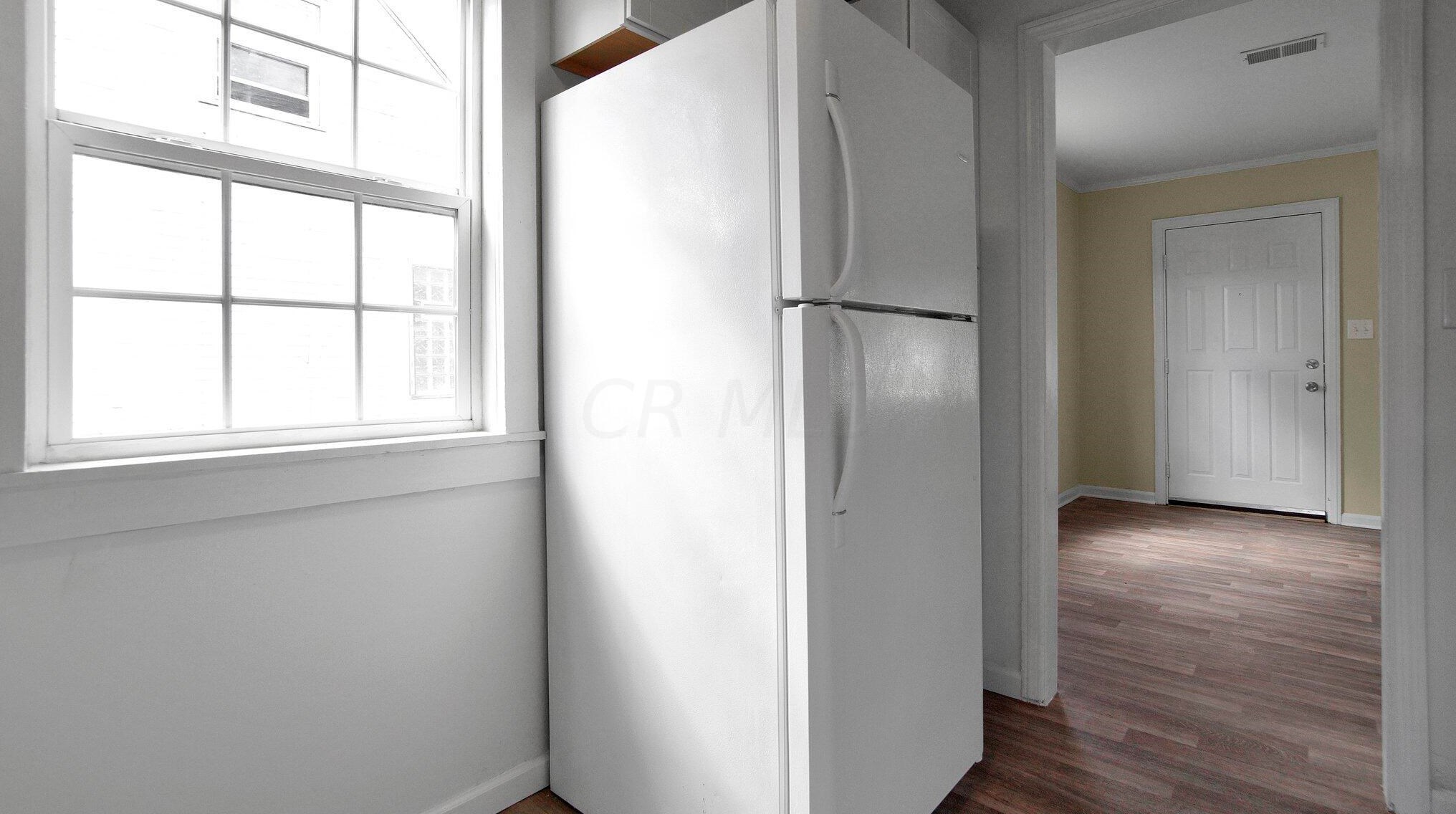 2852 Northglen Dr, Columbus OH 43224-4674 exterior