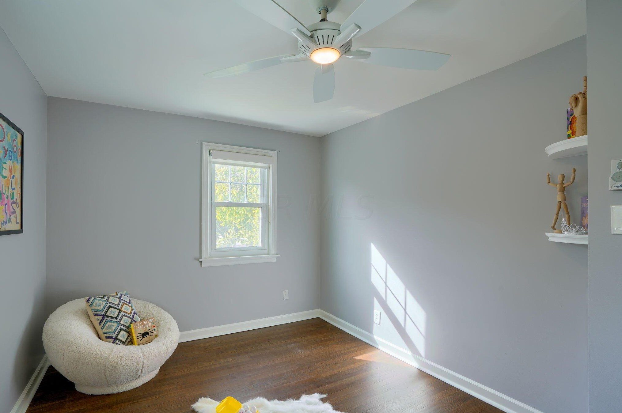 241 Gdn Rd, Columbus OH 43224-1010 exterior