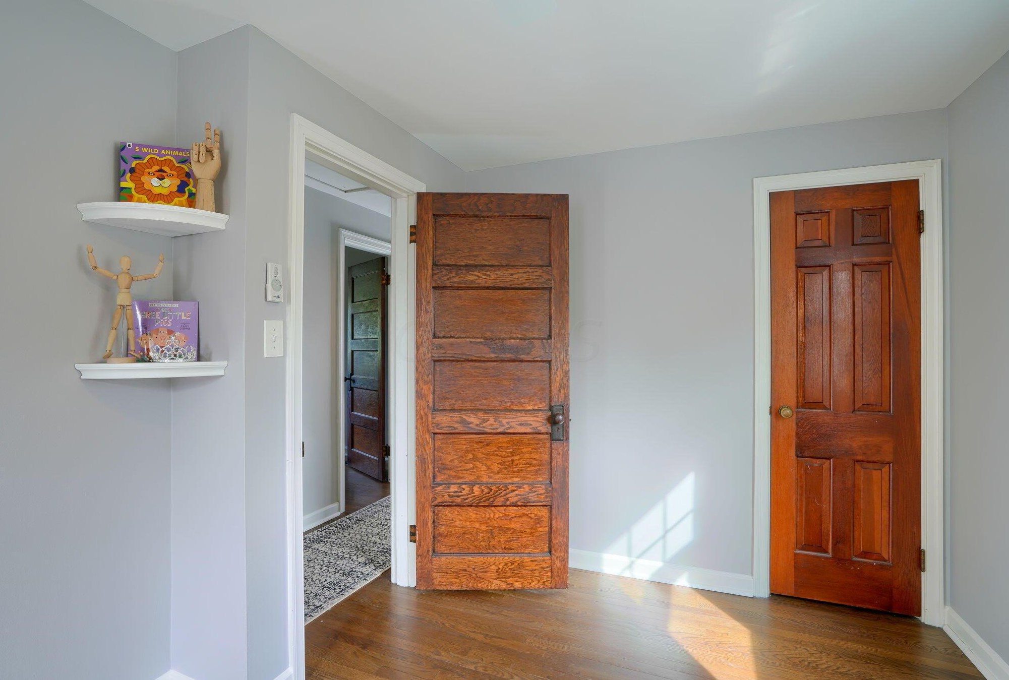 241 Gdn Rd, Columbus OH 43224-1010 exterior