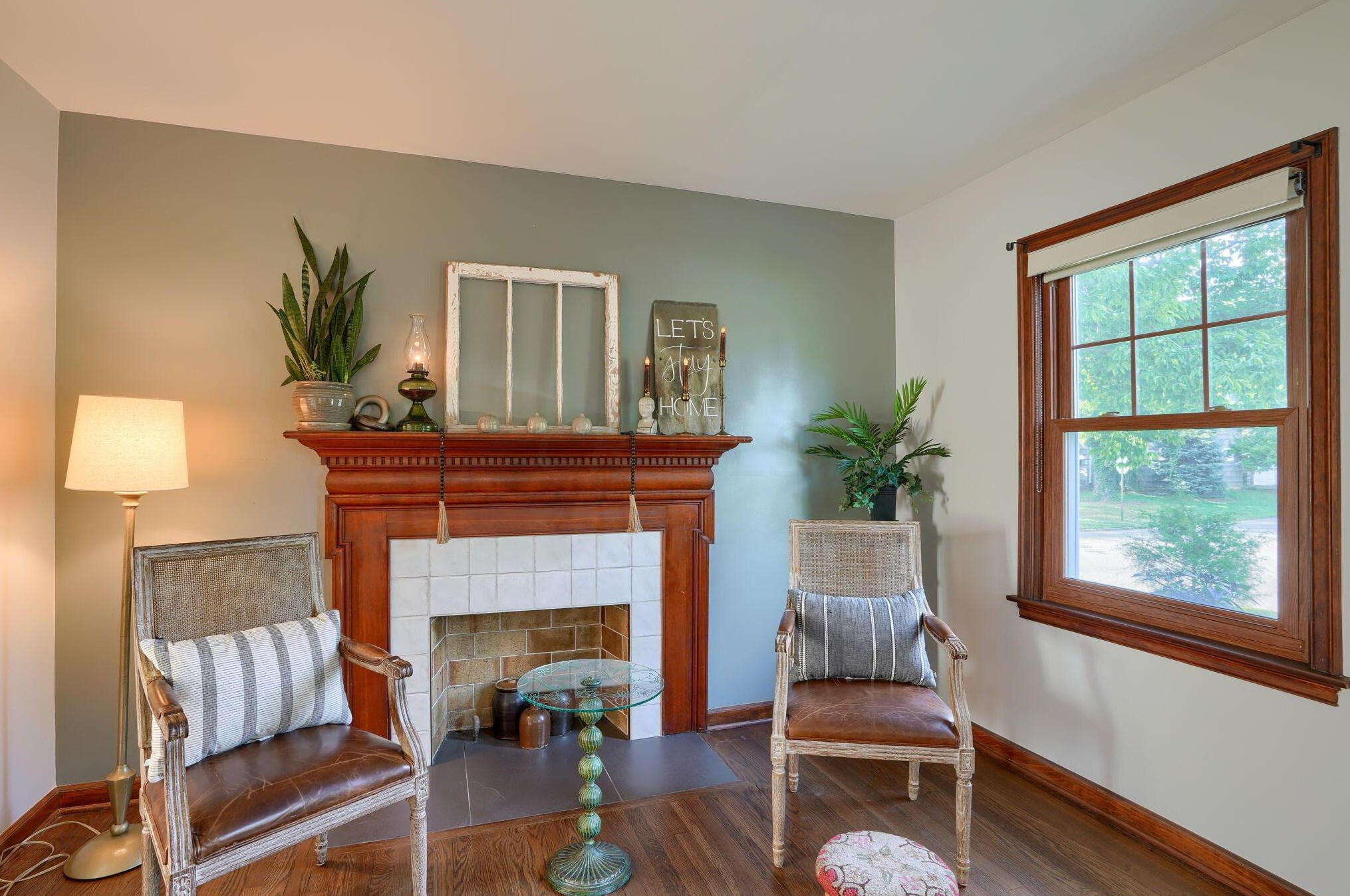 241 Gdn Rd, Columbus OH 43224-1010 exterior