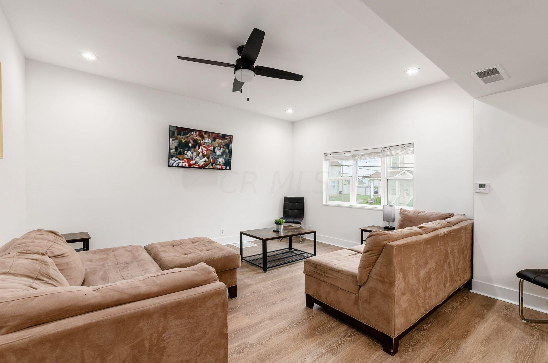 493 2nd Ave, Columbus OH  43201-3655 exterior