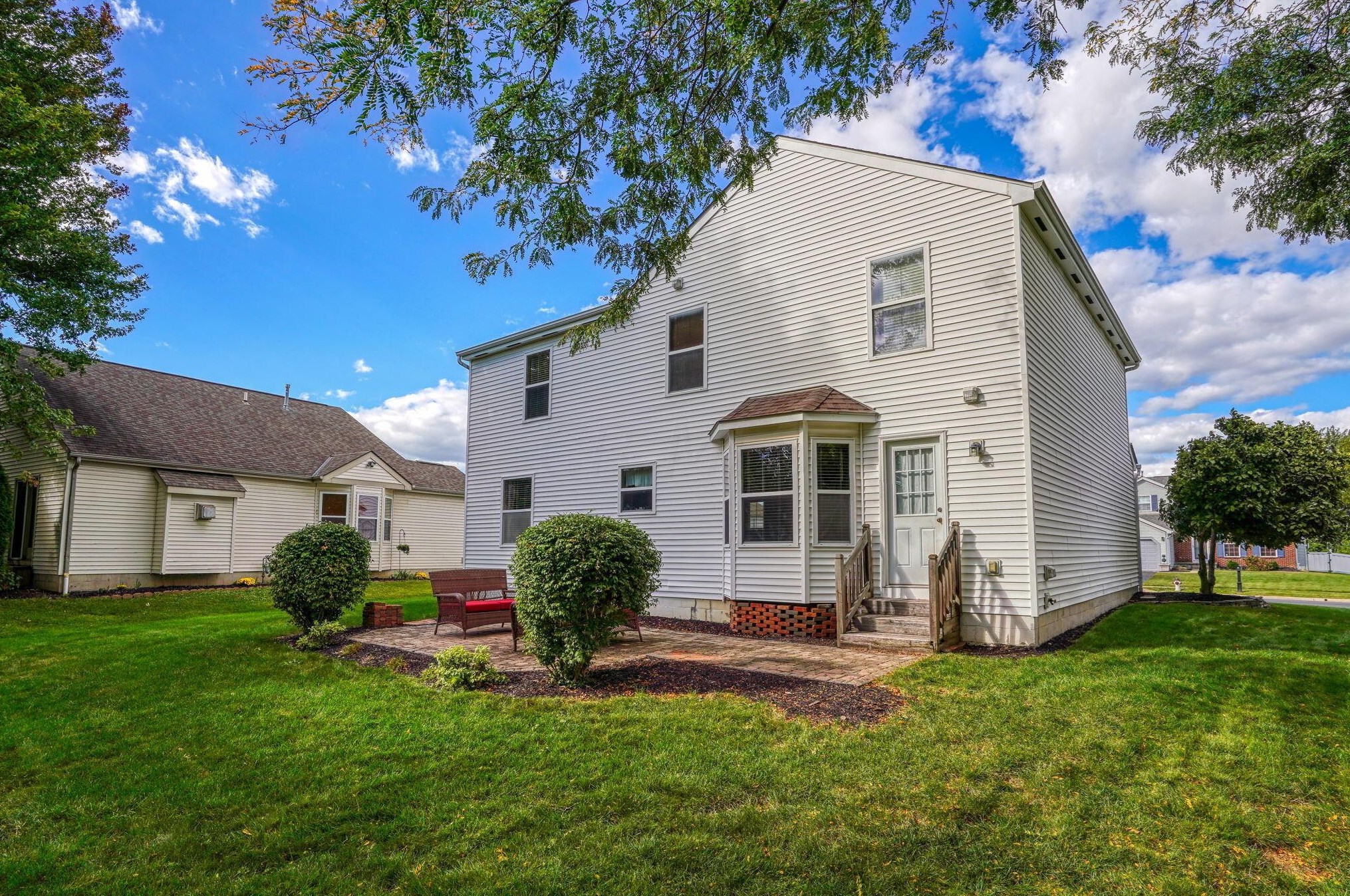 6437 Foxhill Dr, Cnl Wnchstr OH  43110-8767 exterior