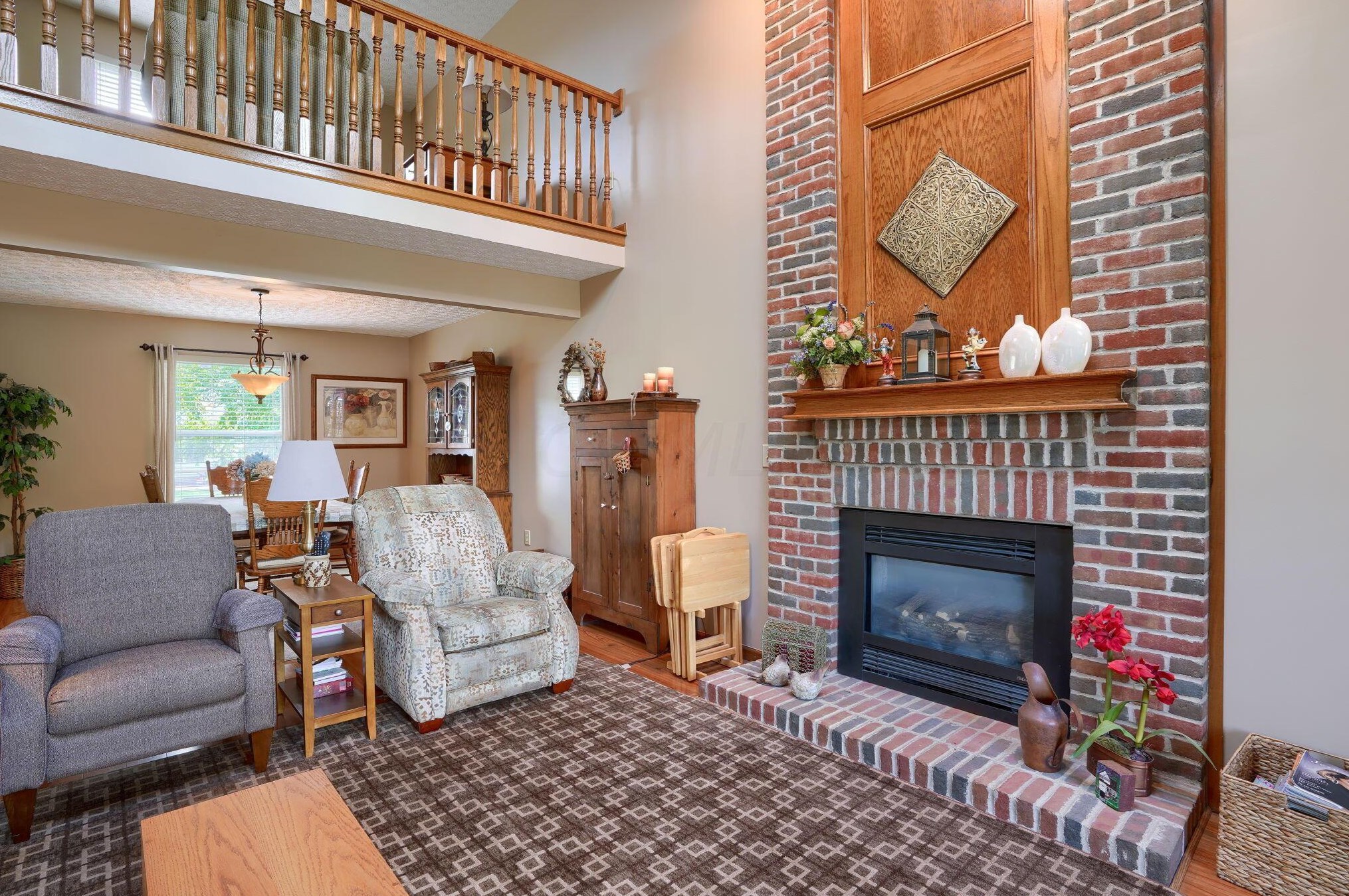 6437 Foxhill Dr, Cnl Wnchstr OH  43110-8767 exterior