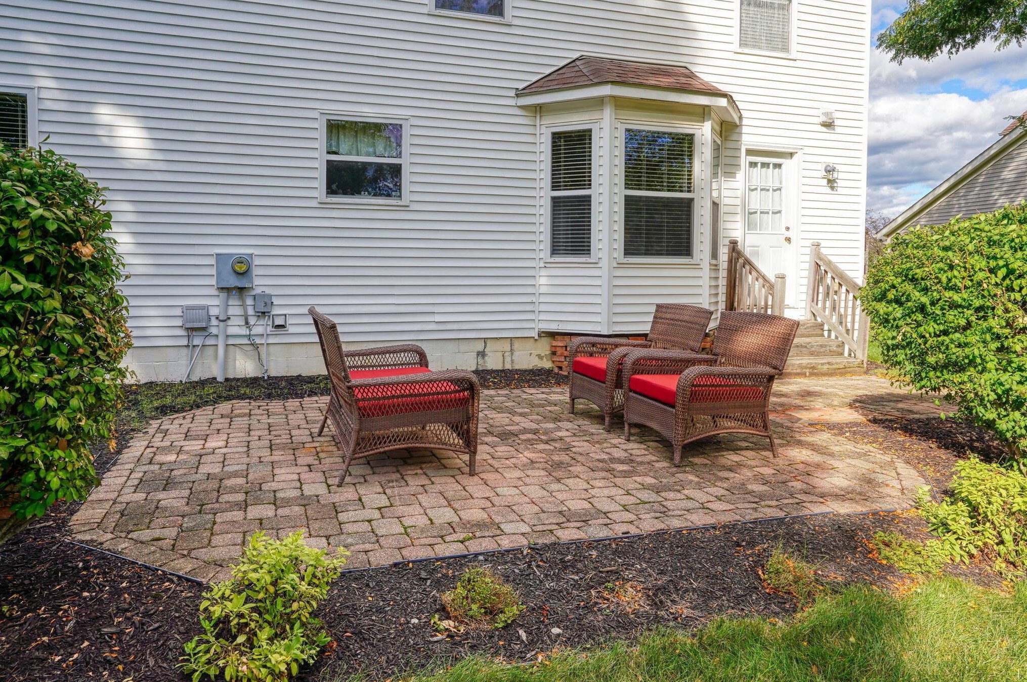 6437 Foxhill Dr, Cnl Wnchstr OH  43110-8767 exterior