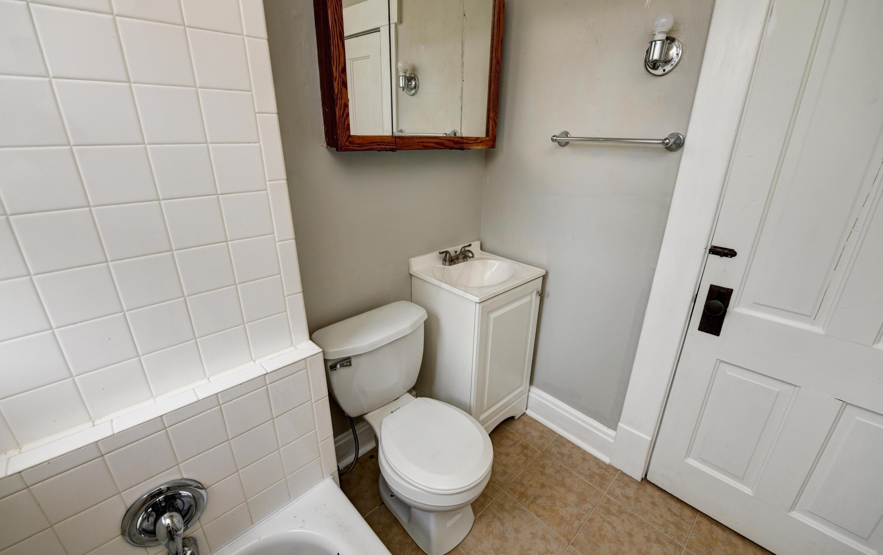 1174 Wager St, Columbus OH 43206-1448 exterior