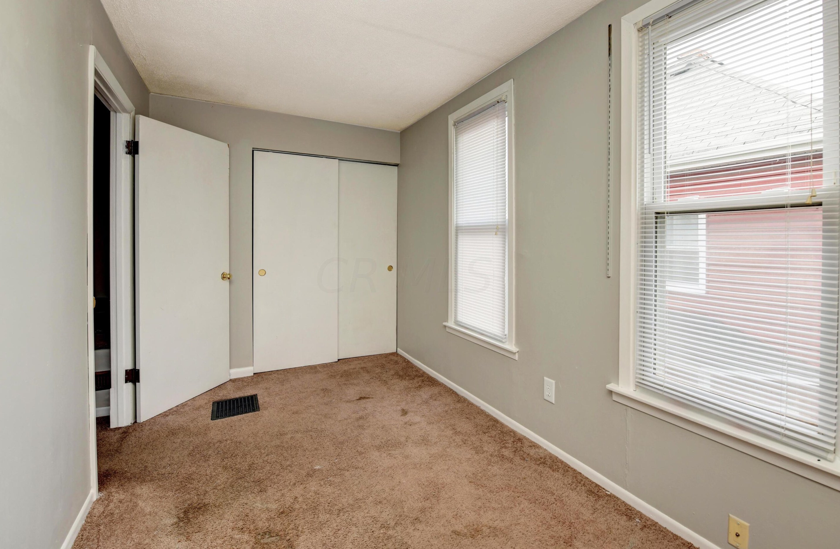 1174 Wager St, Columbus OH 43206-1448 exterior