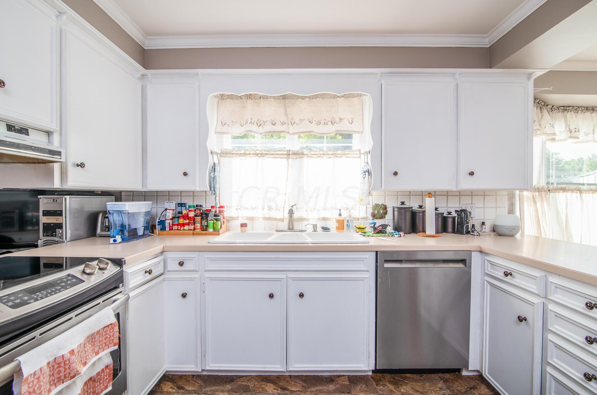 1133 Springbrook Dr, Mansfield OH 44906-3544 exterior