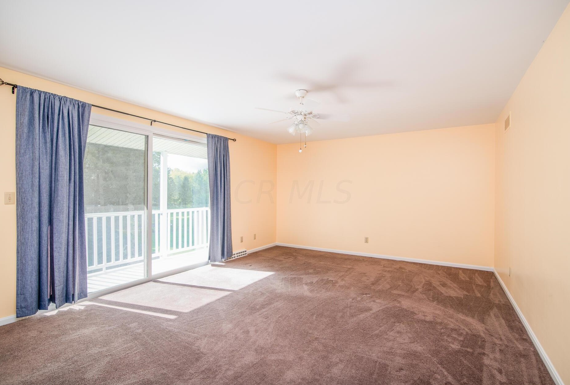 1133 Springbrook Dr, Mansfield OH 44906-3544 exterior